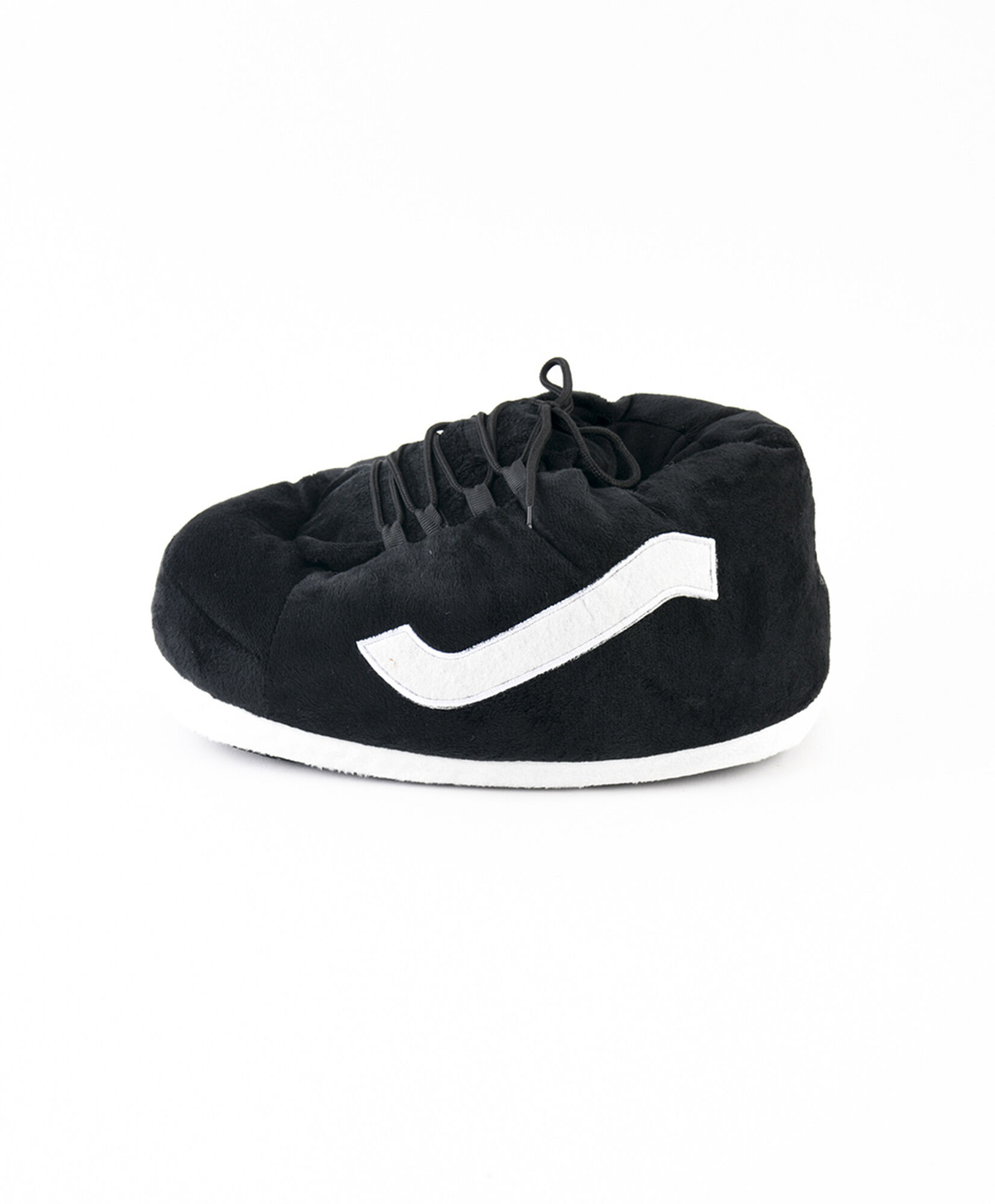 BOTIN ZAPATILLA NEGRA BOTIN ZAPATILLA NEGRA