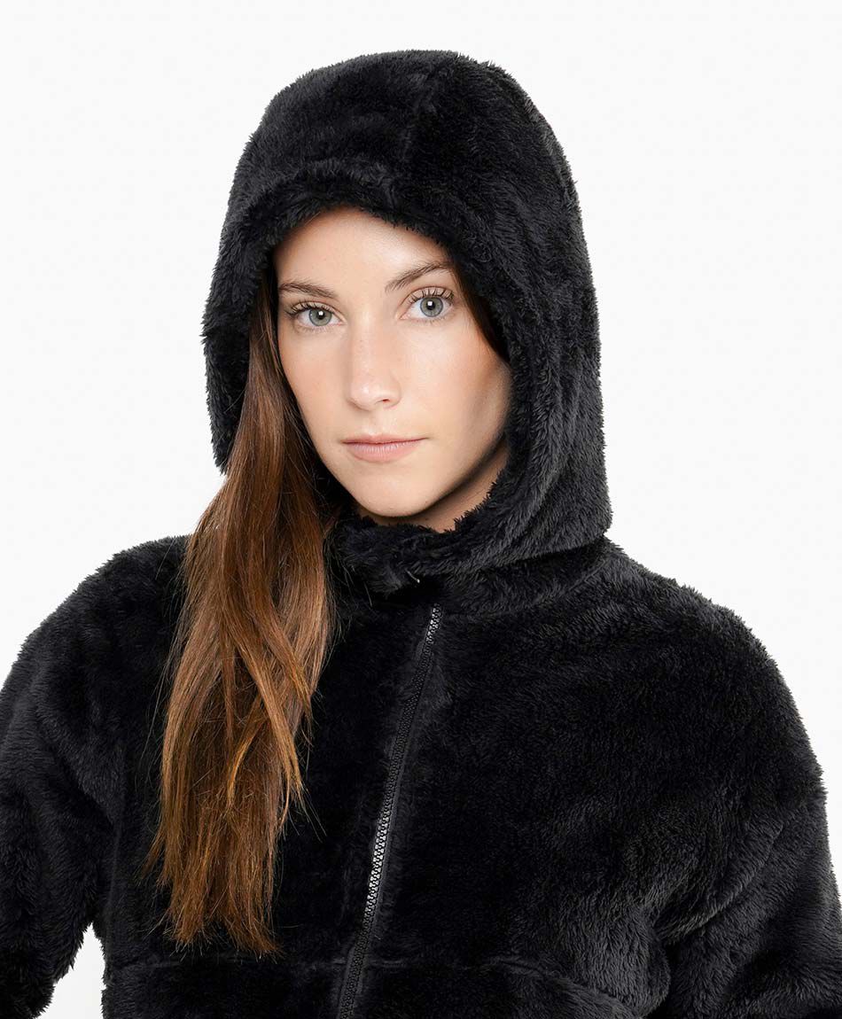 Polar mujer pelitos