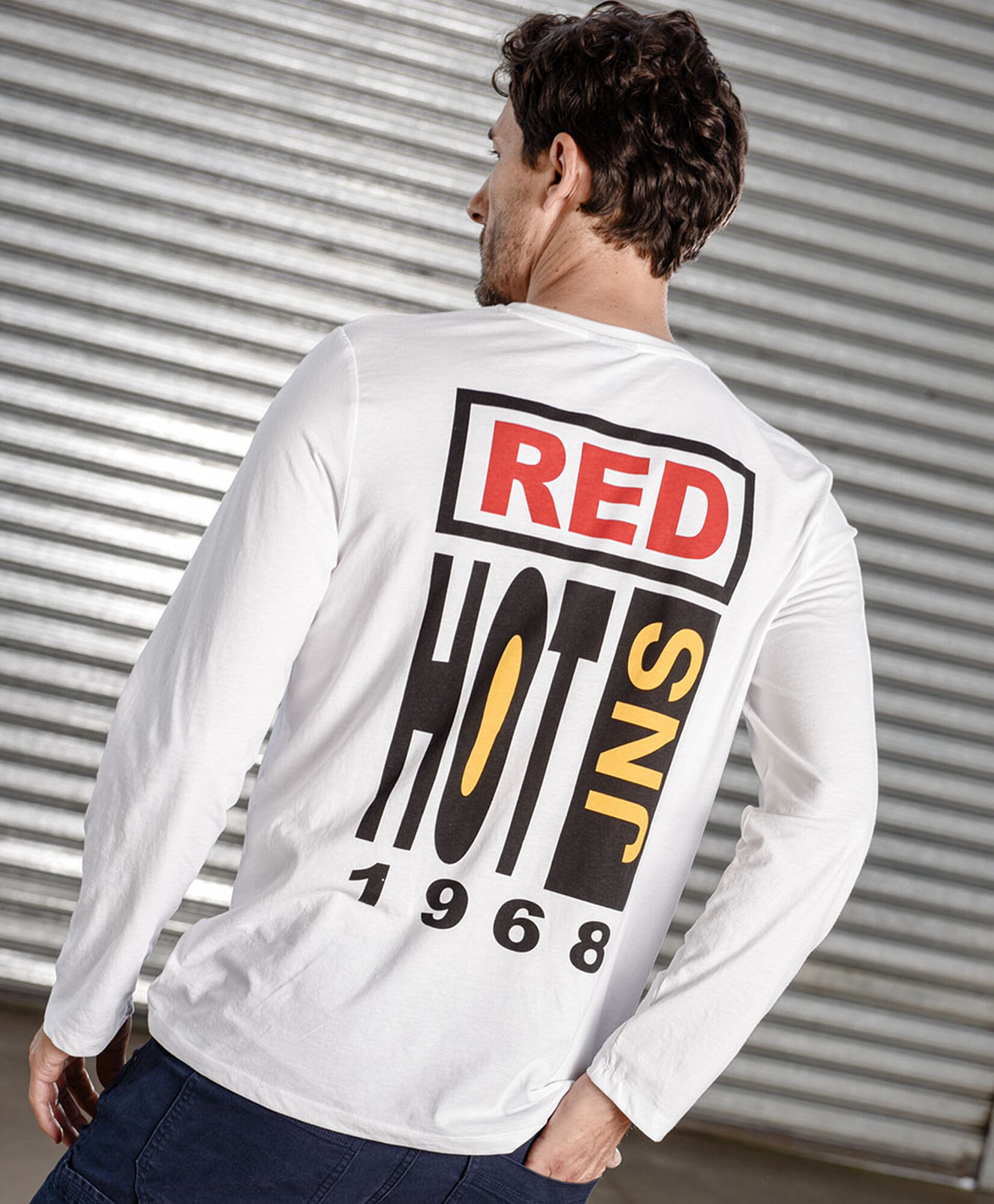 Polera hombre doble estampado Polera hombre doble estampado