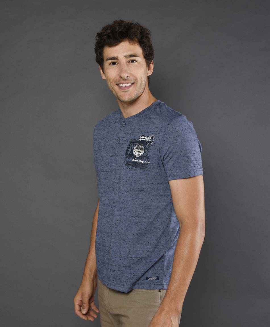 Polera hombre botones