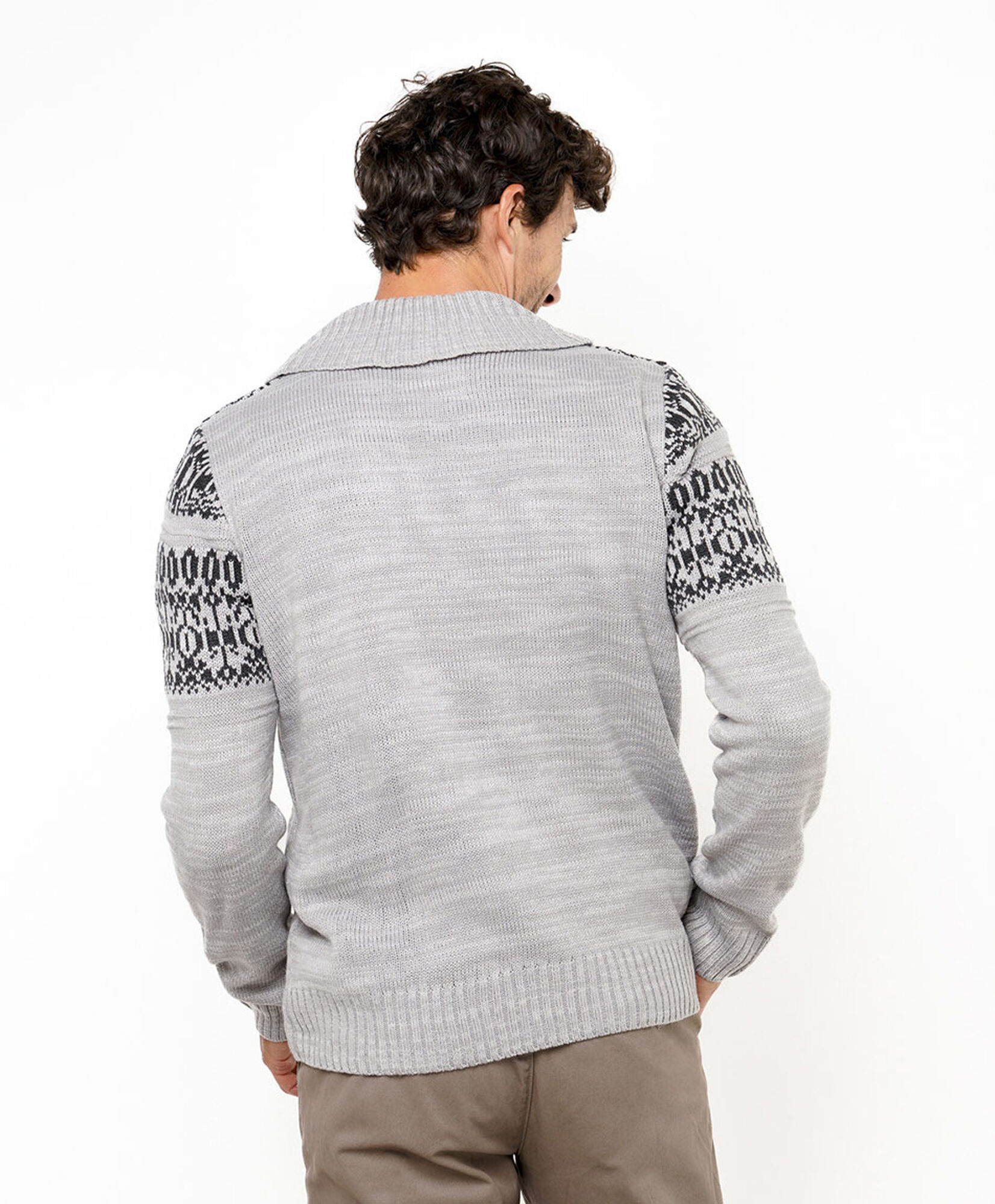 Sweater hombre cuello en v Sweater hombre cuello en v