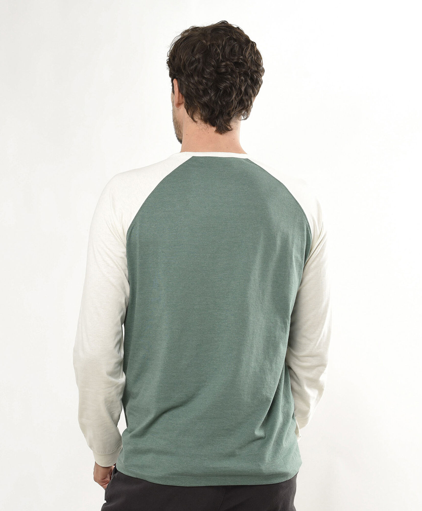 Polera hombre bicolor Polera hombre bicolor