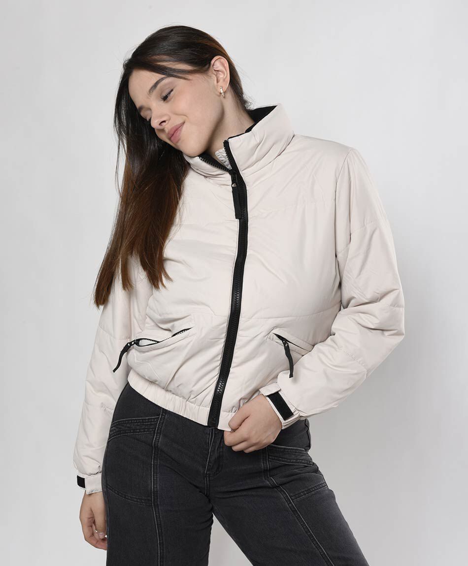 Parka mujer acolchada corta
