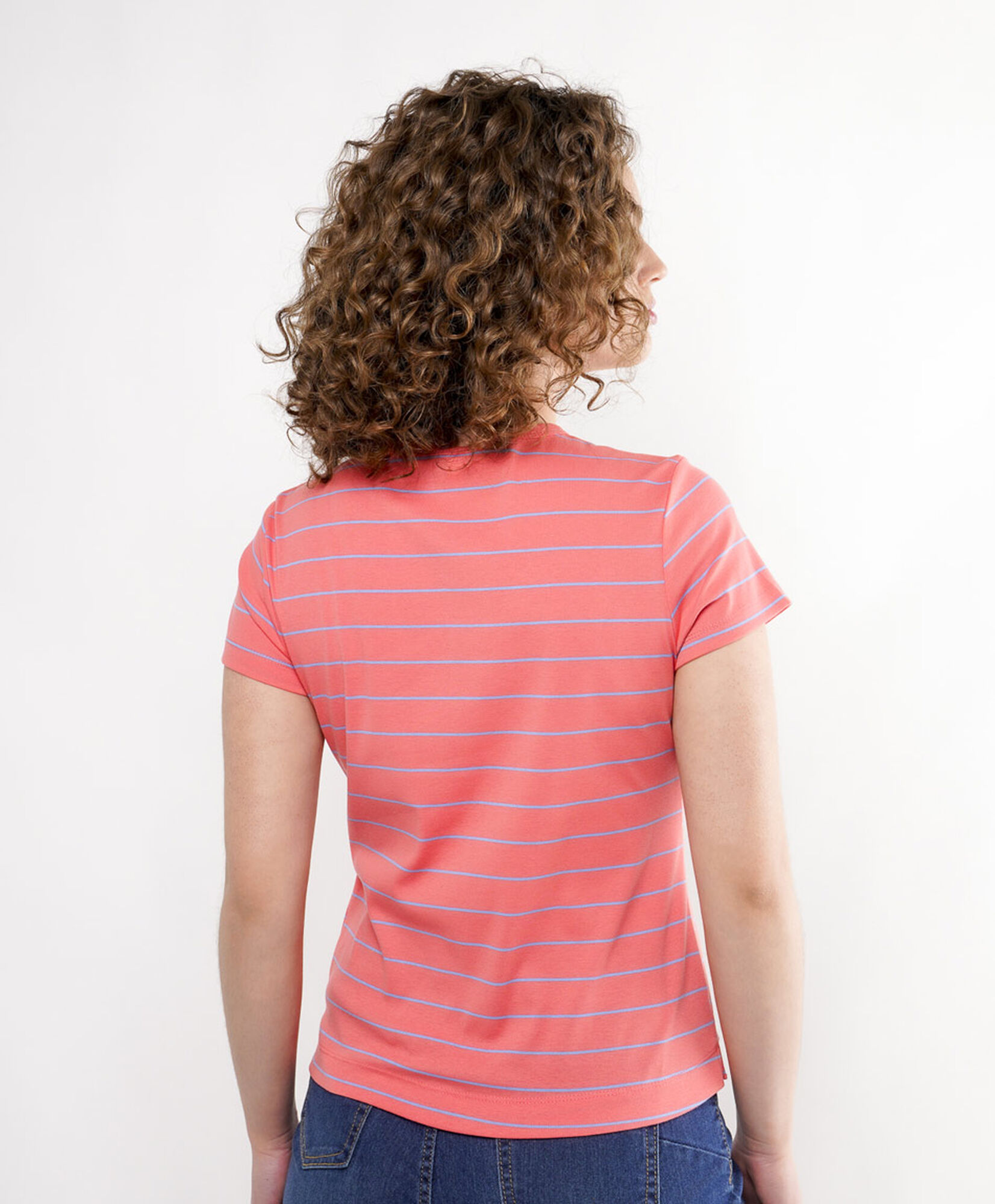 Polera mujer líneas delgadas Polera mujer líneas delgadas