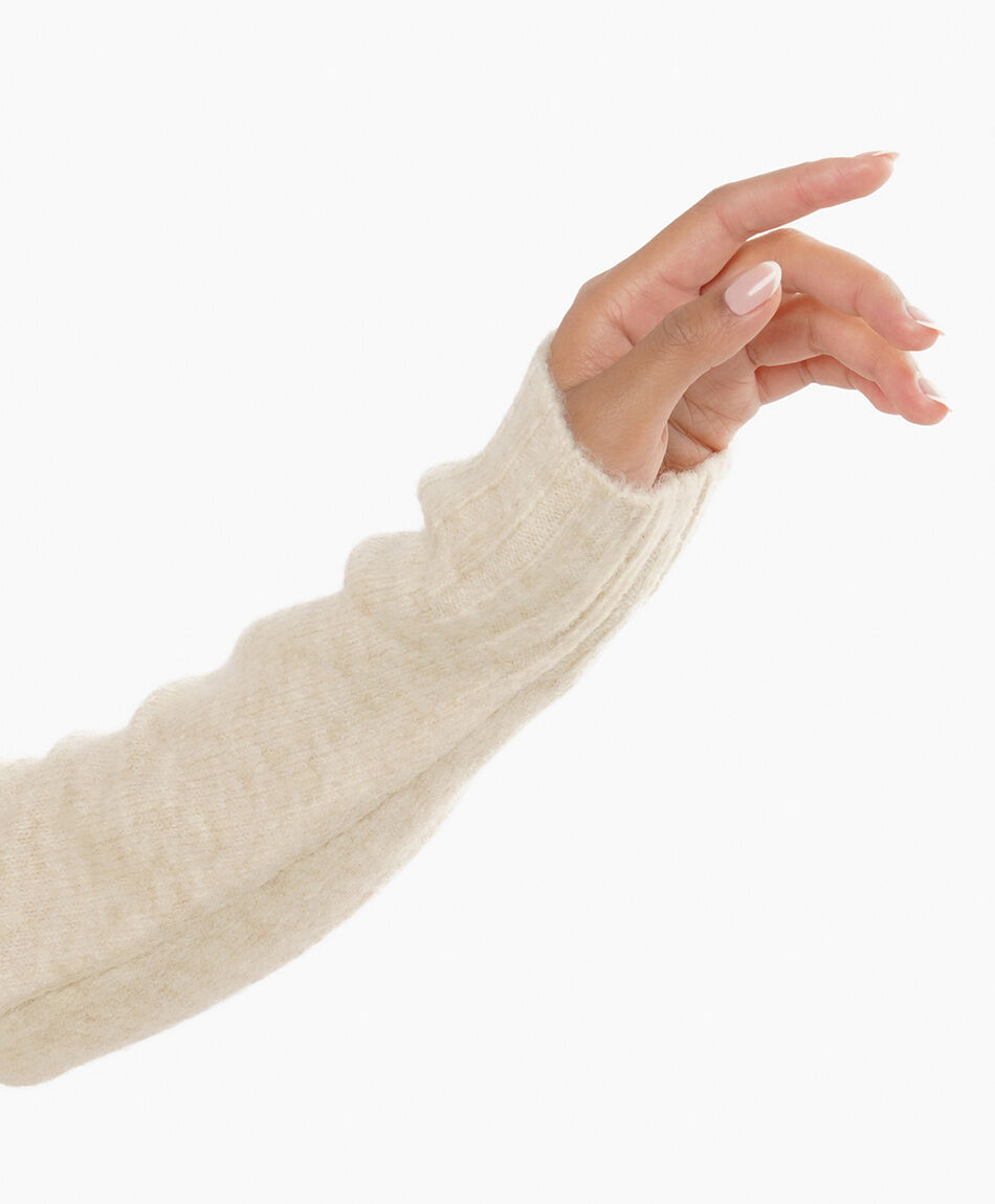 Sweater mujer r&uacute;stico beige