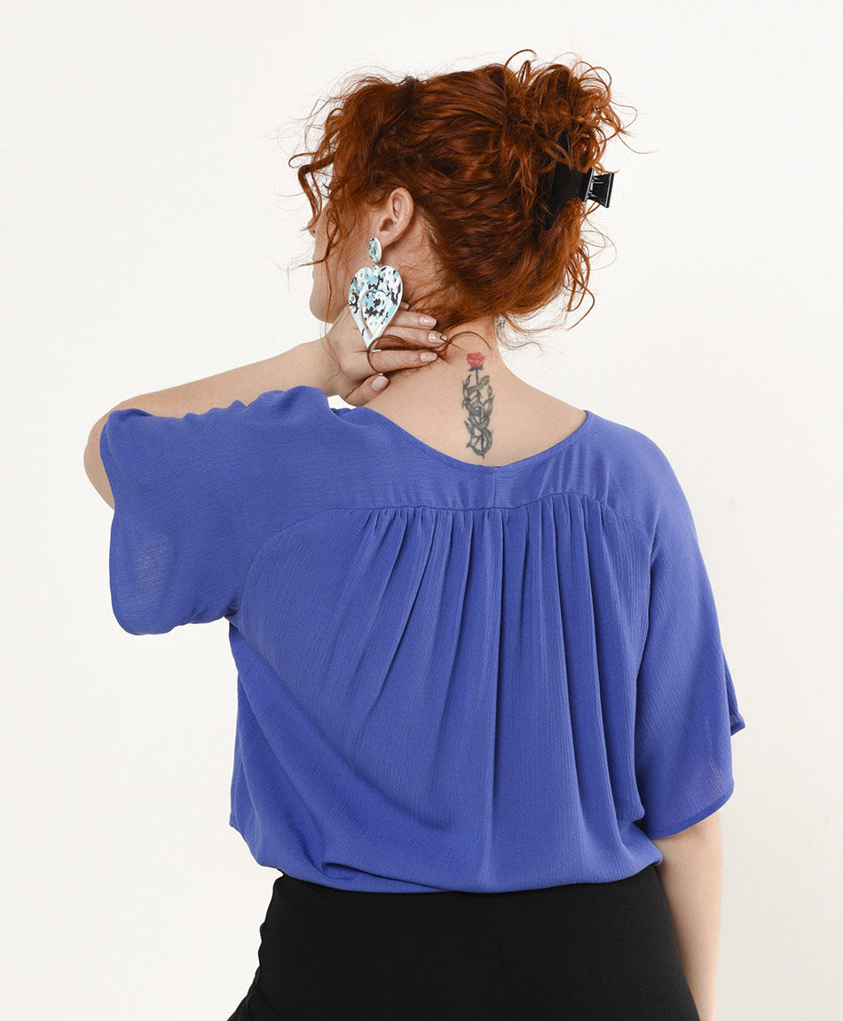 Blusa mujer botones y nudo
