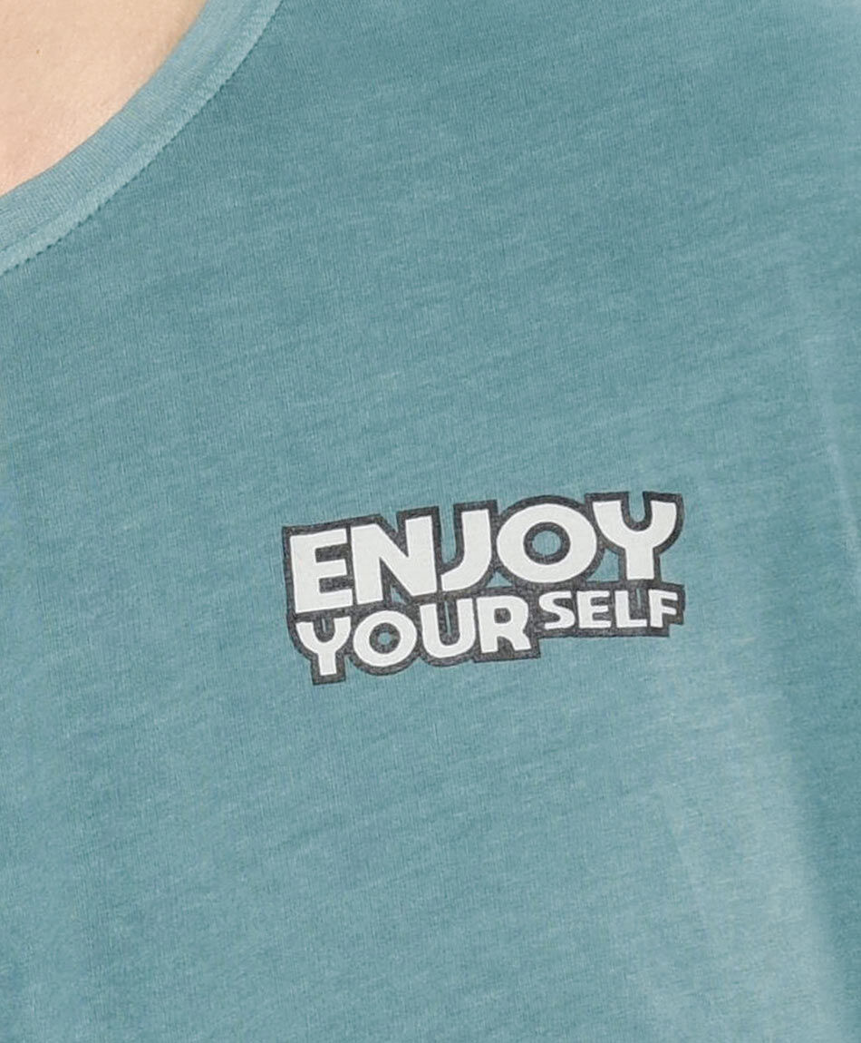 Polera hombre enjoy yourself