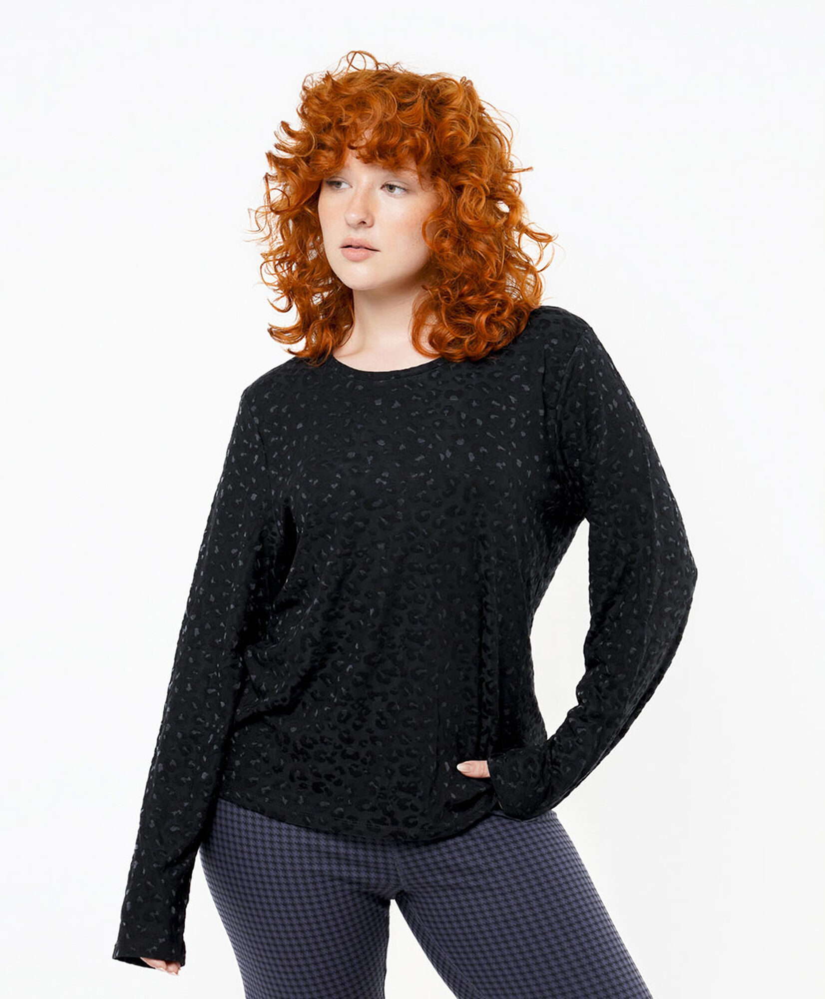 Polera mujer animal print velvet Polera mujer animal print velvet