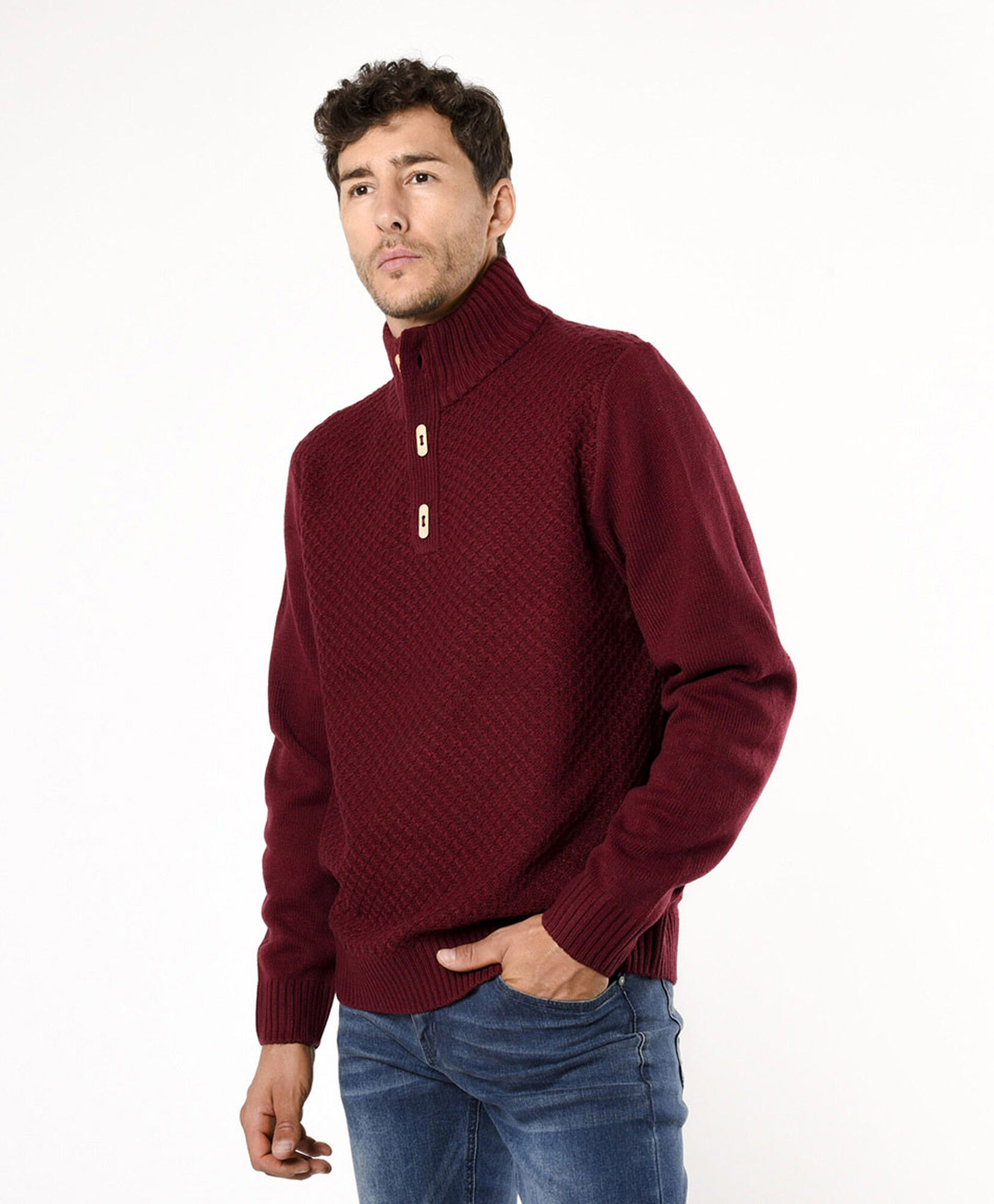 Sweater hombre tejido cuello alto Sweater hombre tejido cuello alto