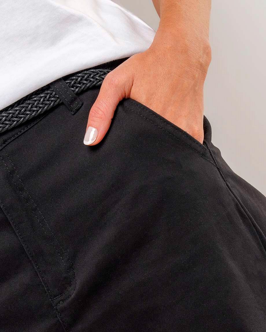 Jeans mujer twill cintur&oacute;n&nbsp;