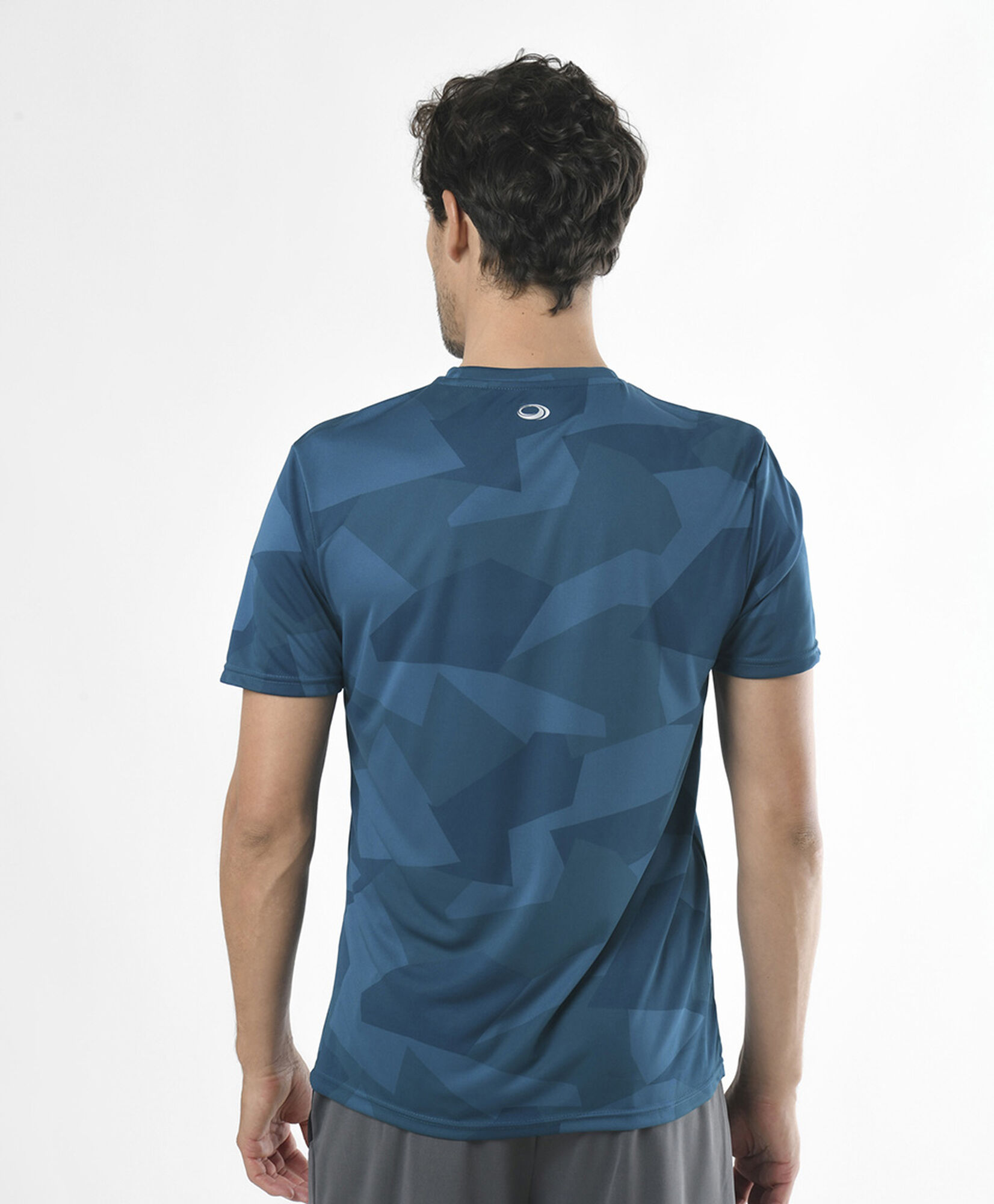 Polera deportiva hombre formas Polera deportiva hombre formas