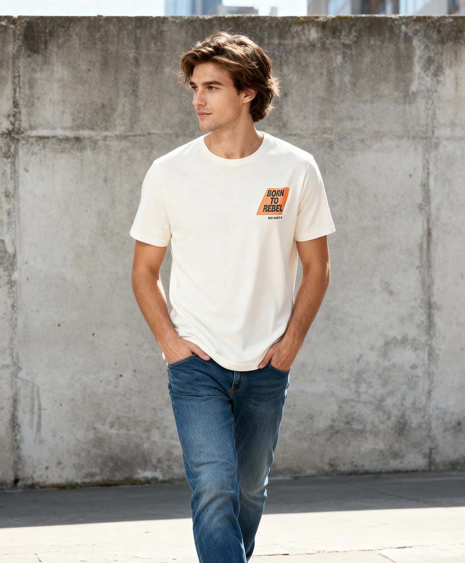 Polera hombre doble estampado rebel