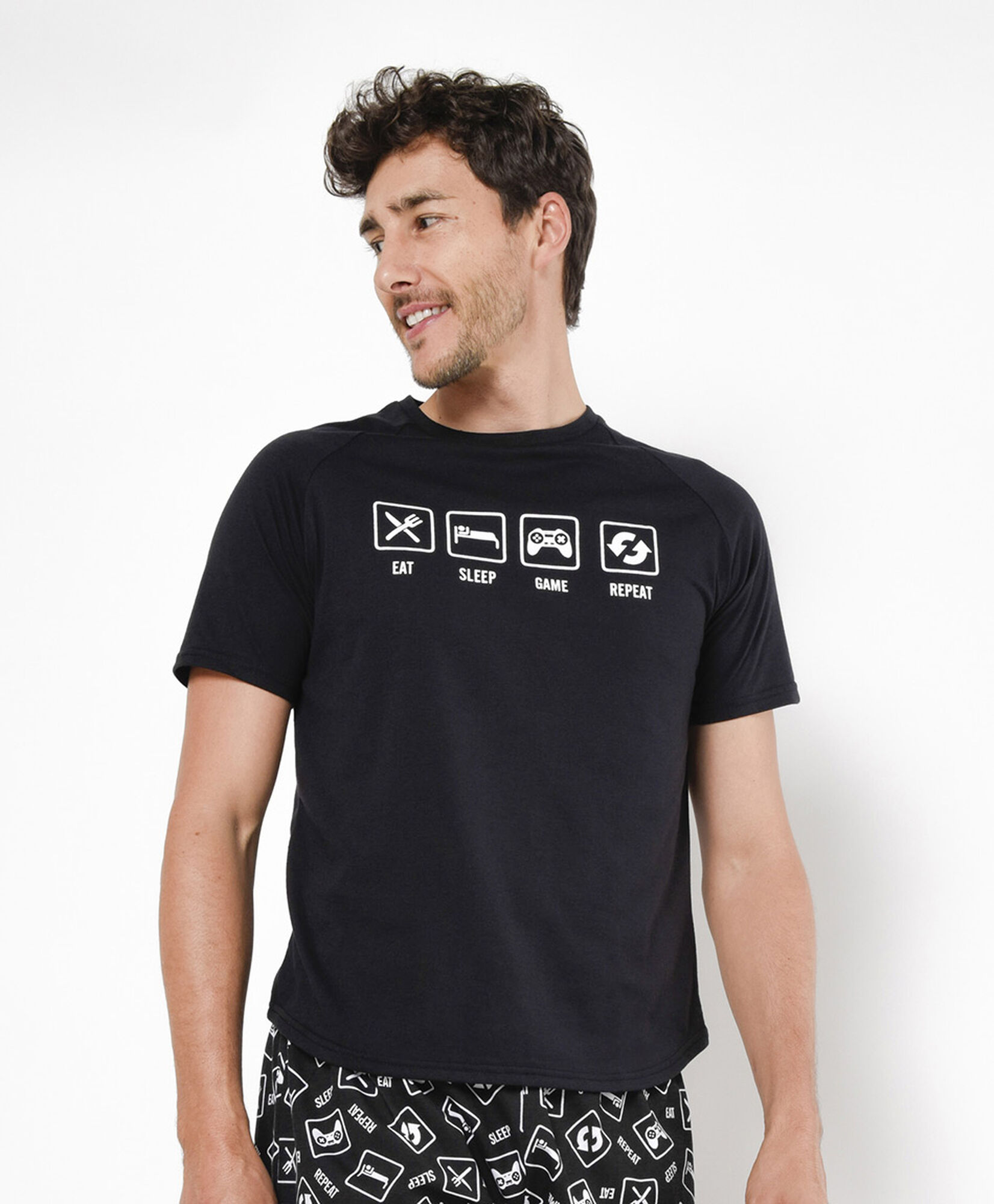 Pijama hombre gamer 2 piezas Pijama hombre gamer 2 piezas