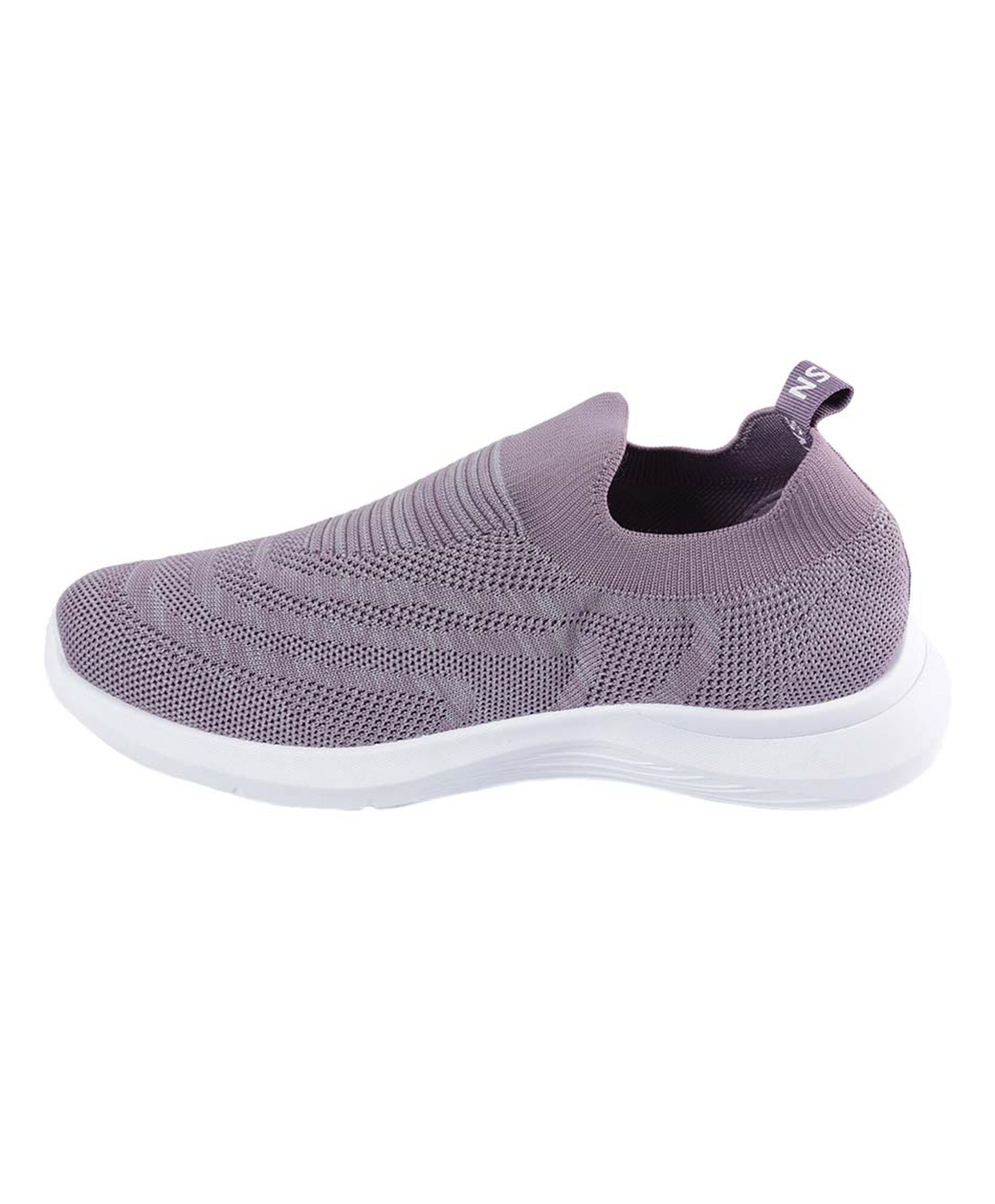 Zapatilla slip on Zapatilla slip on