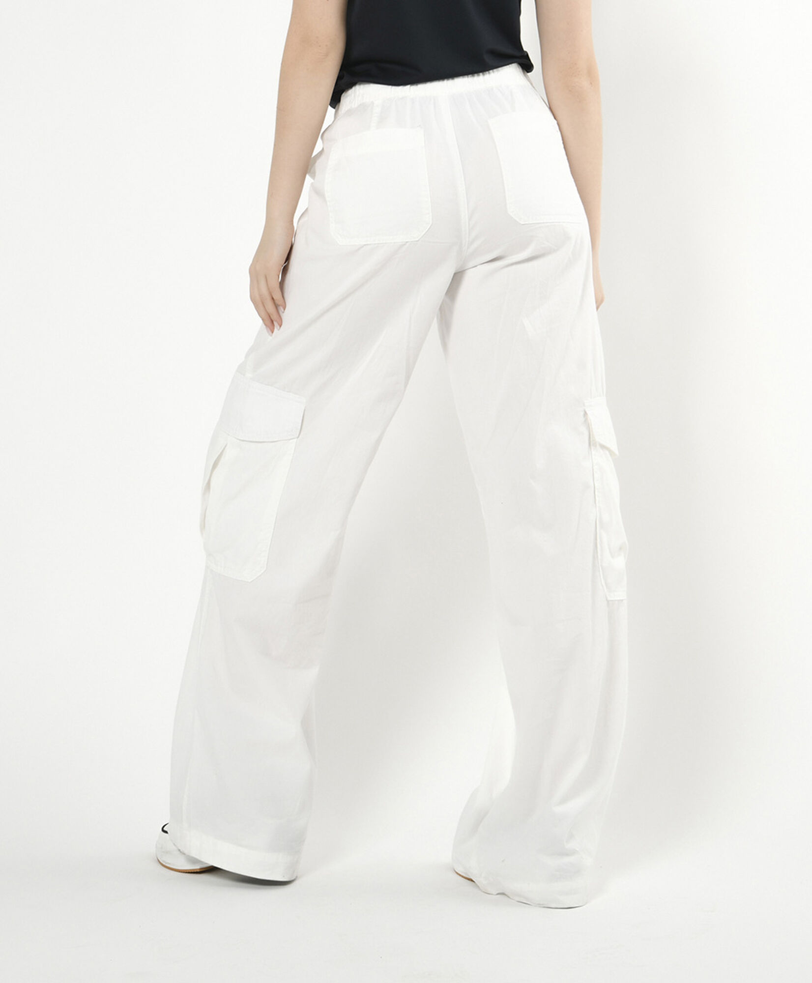 Pantalón mujer cargo lazo Pantalón mujer cargo lazo