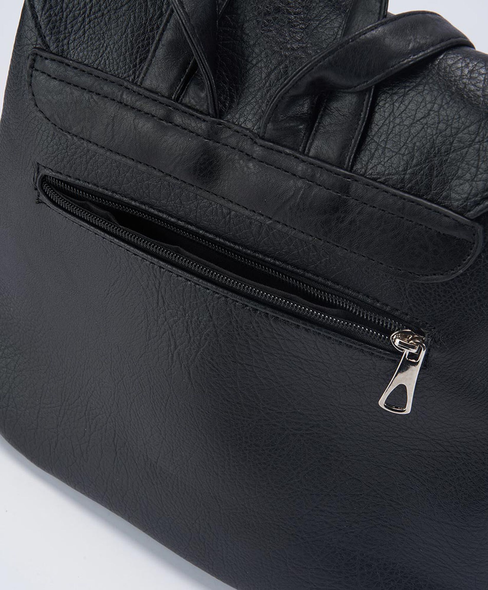 Mochila mujer tachas grandes Mochila mujer tachas grandes