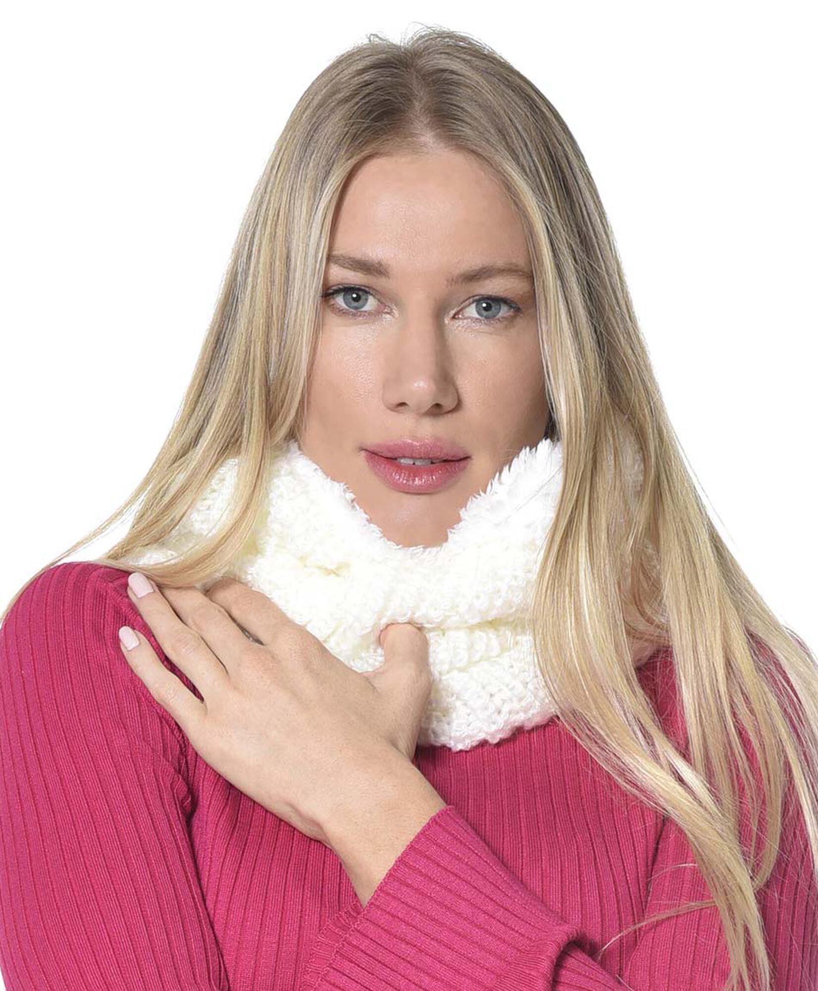 Bufanda tejida con coral fleece Bufanda tejida con coral fleece