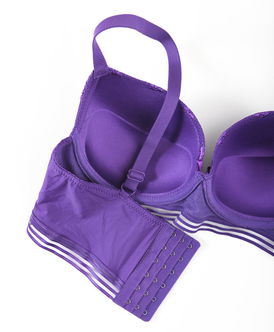 Sost&eacute;n mujer medio encaje push up