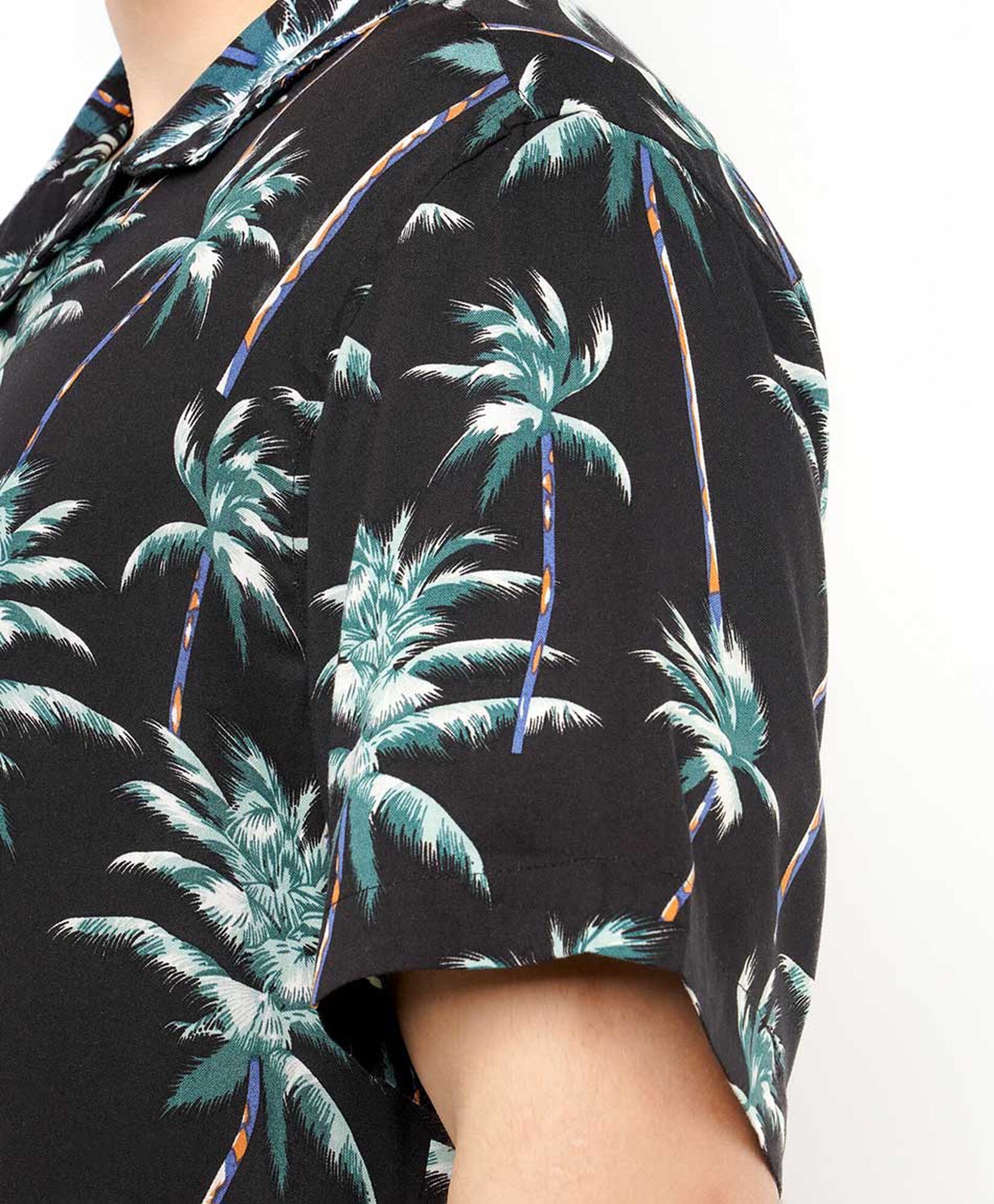Camisa hombre casual diseño palmeras nevadas Camisa hombre casual diseño palmeras nevadas