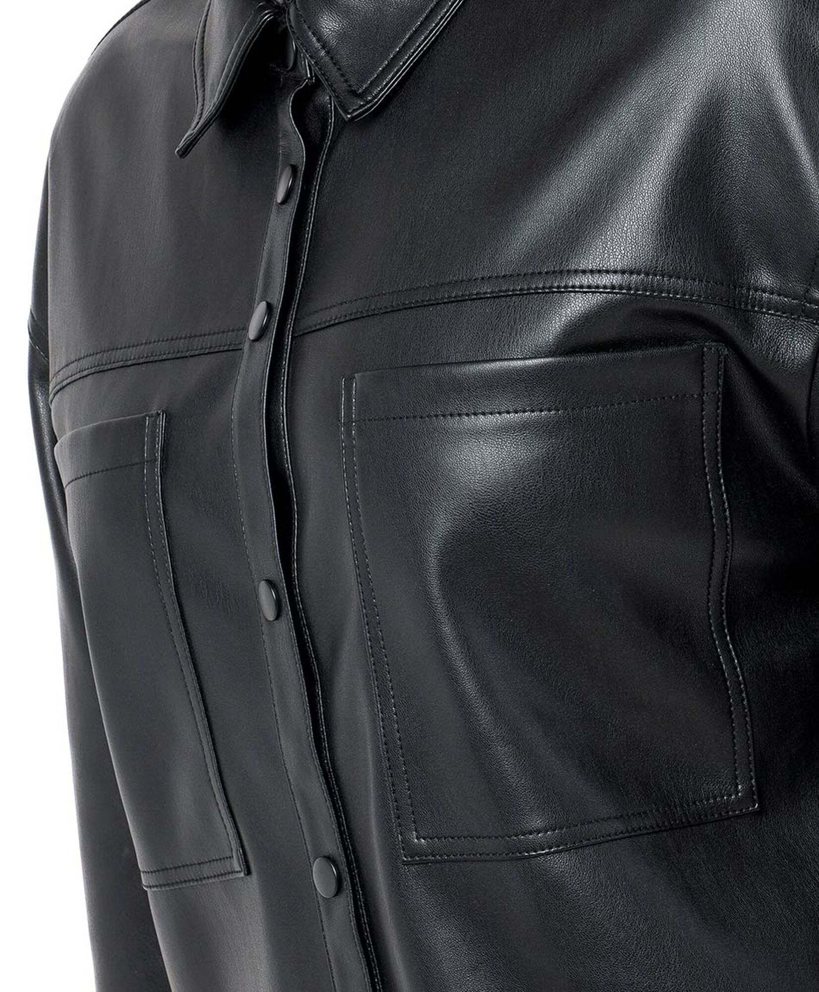 Chaqueta mujer estilo cuerina Chaqueta mujer estilo cuerina