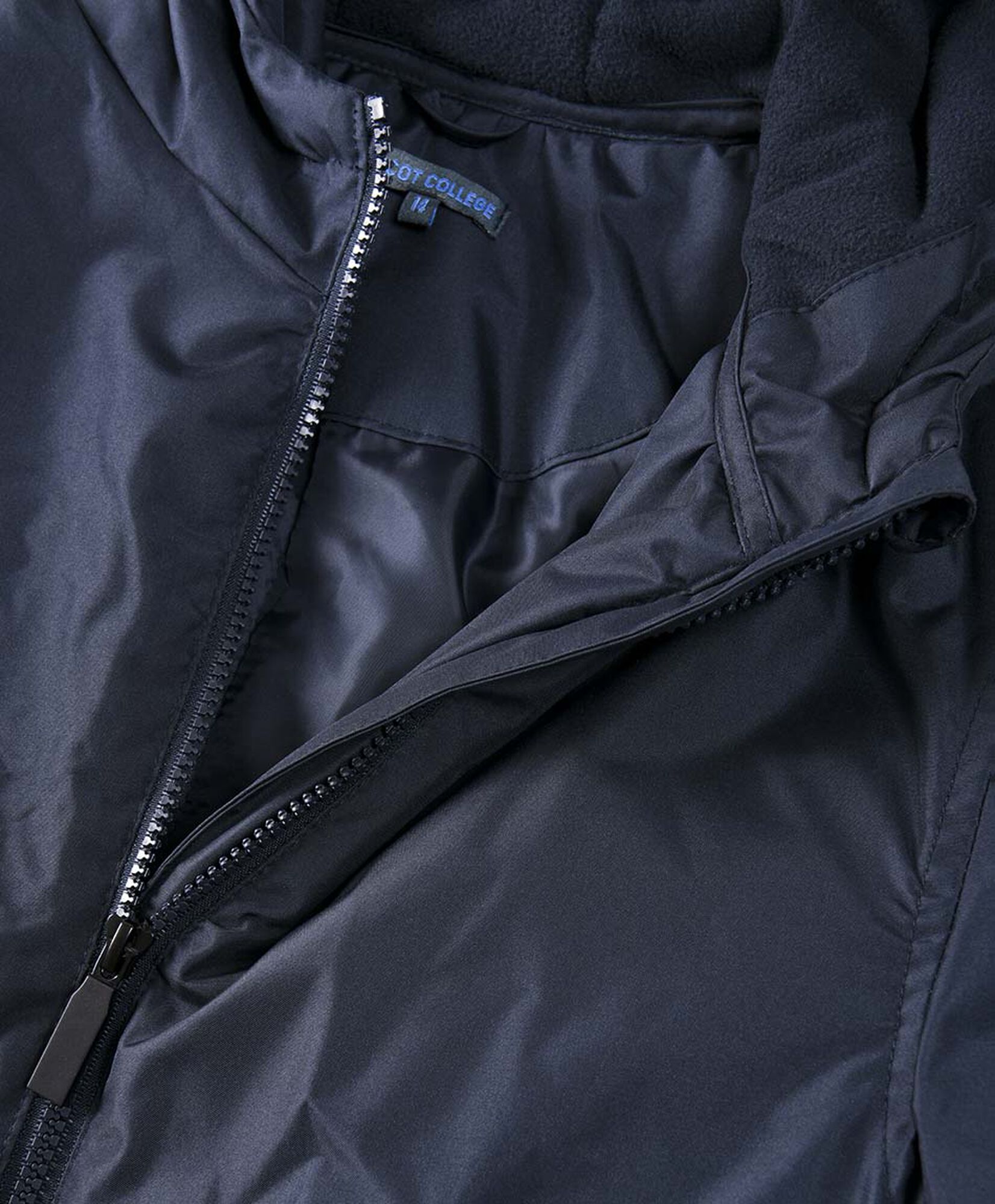 Parka escolar bolsillo doble Parka escolar bolsillo doble