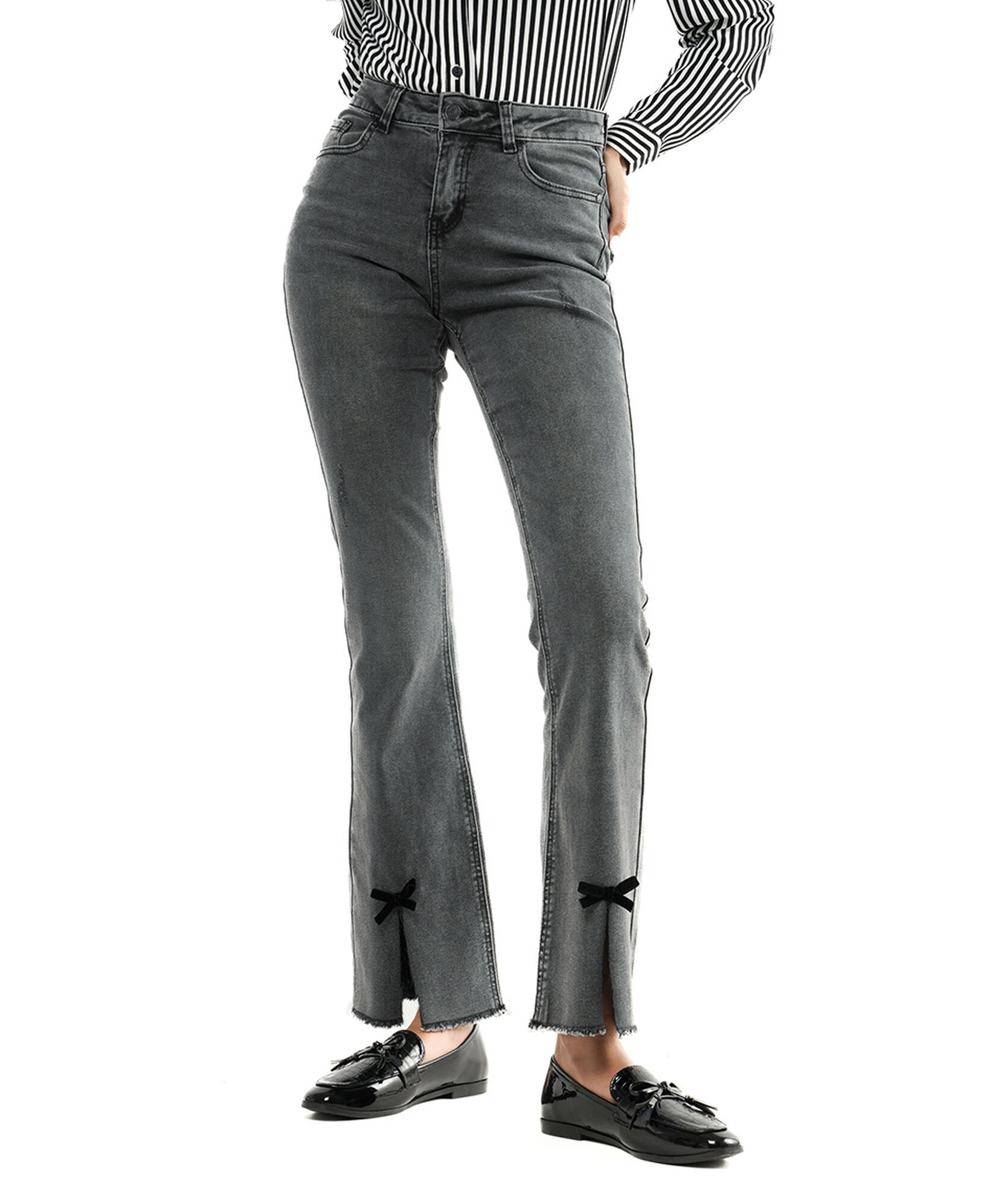 Jeans mujer cinta en basta flare Jeans mujer cinta en basta flare