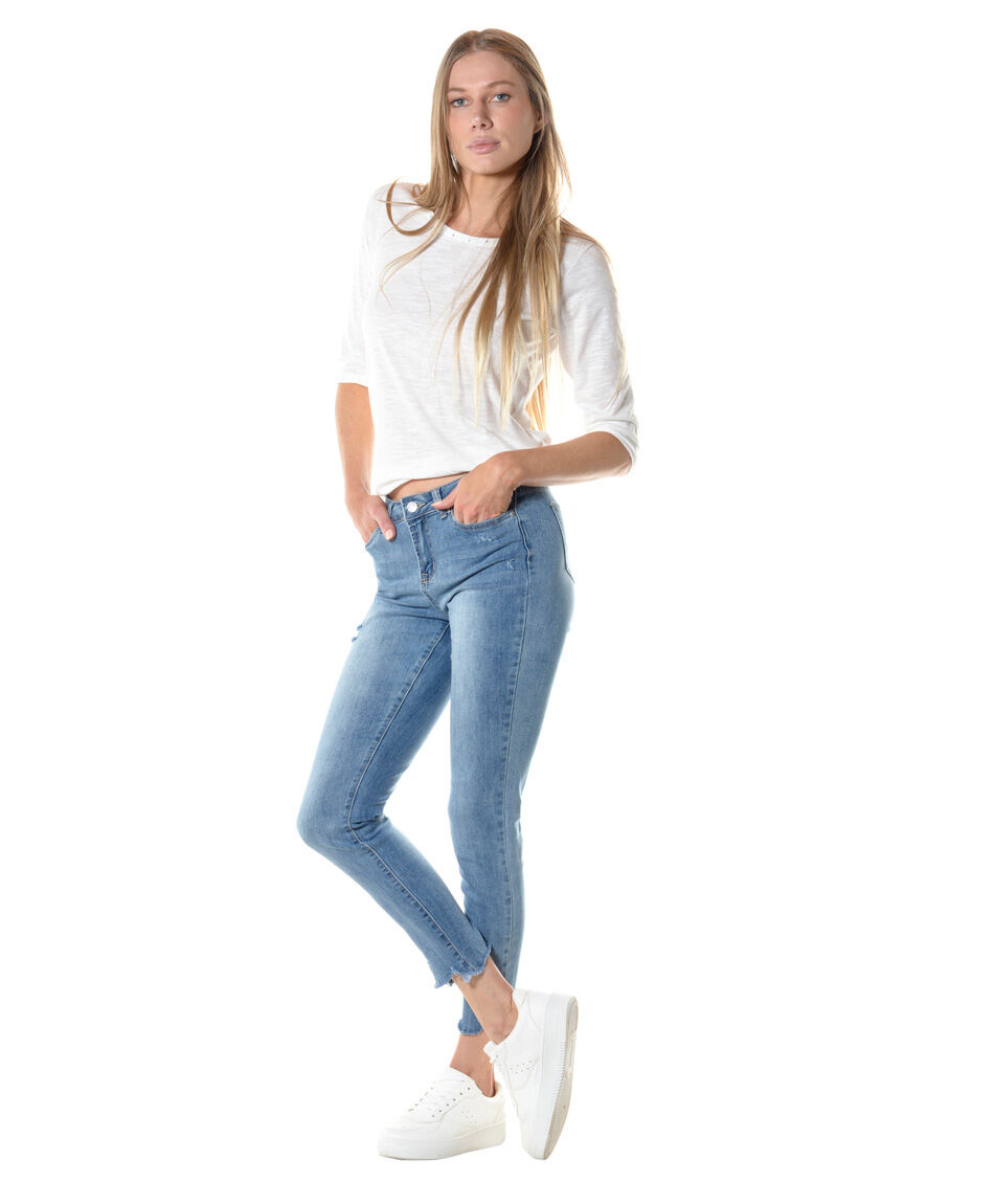Jeans pitillo basta