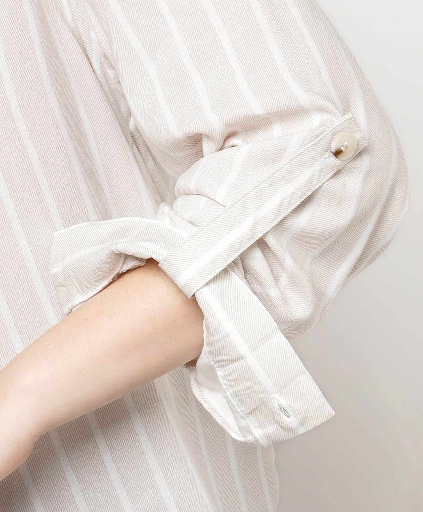 Blusa mujer líneas beige Blusa mujer líneas beige