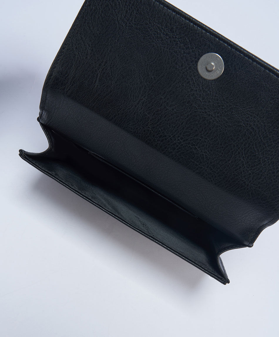 Billetera mujer portacelular lady tachas