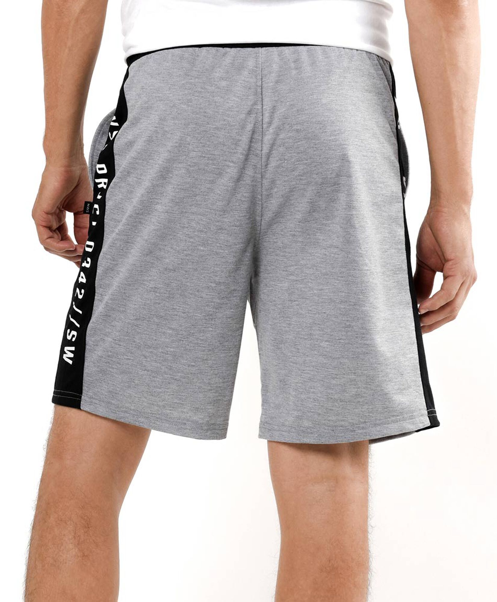 Short deportivo hombre líneas Short deportivo hombre líneas