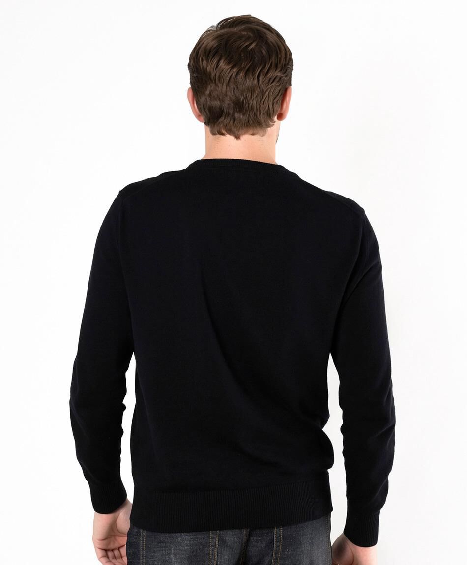 Sweater hombre liso b&aacute;sico negro