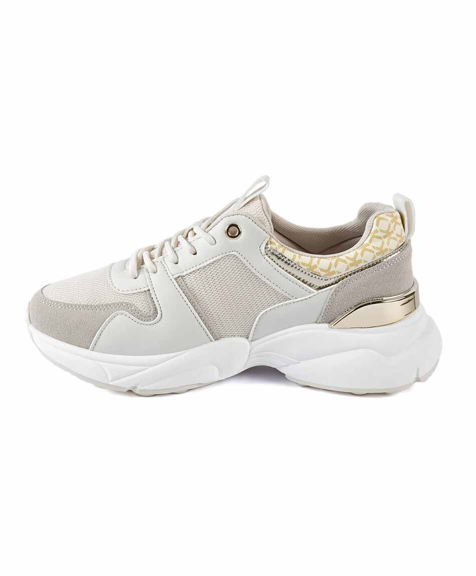 Zapatilla detalle dorado plataforma