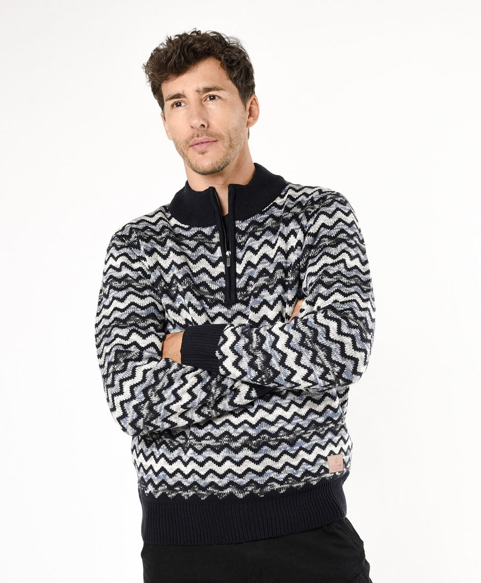 Sweater hombre zigzag medio cierre Sweater hombre zigzag medio cierre