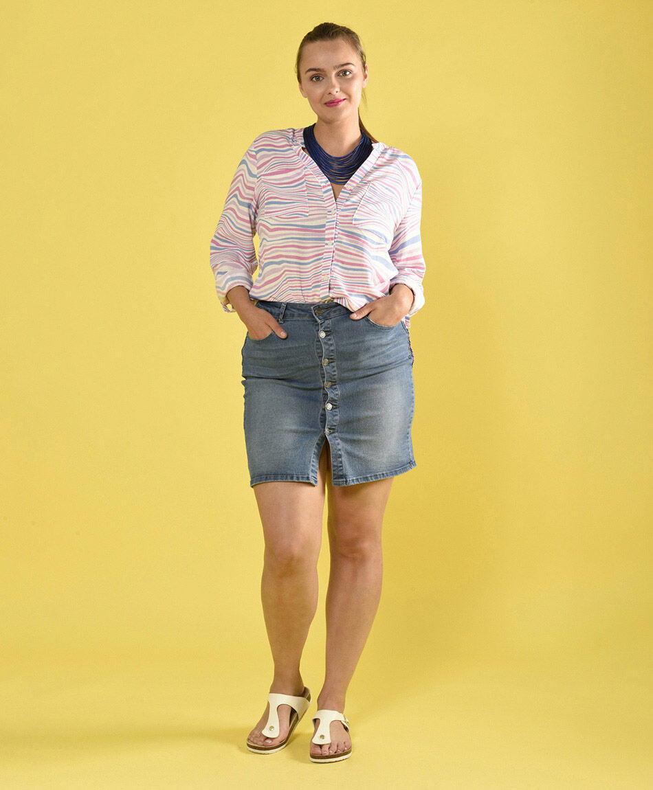 Falda denim estampada
