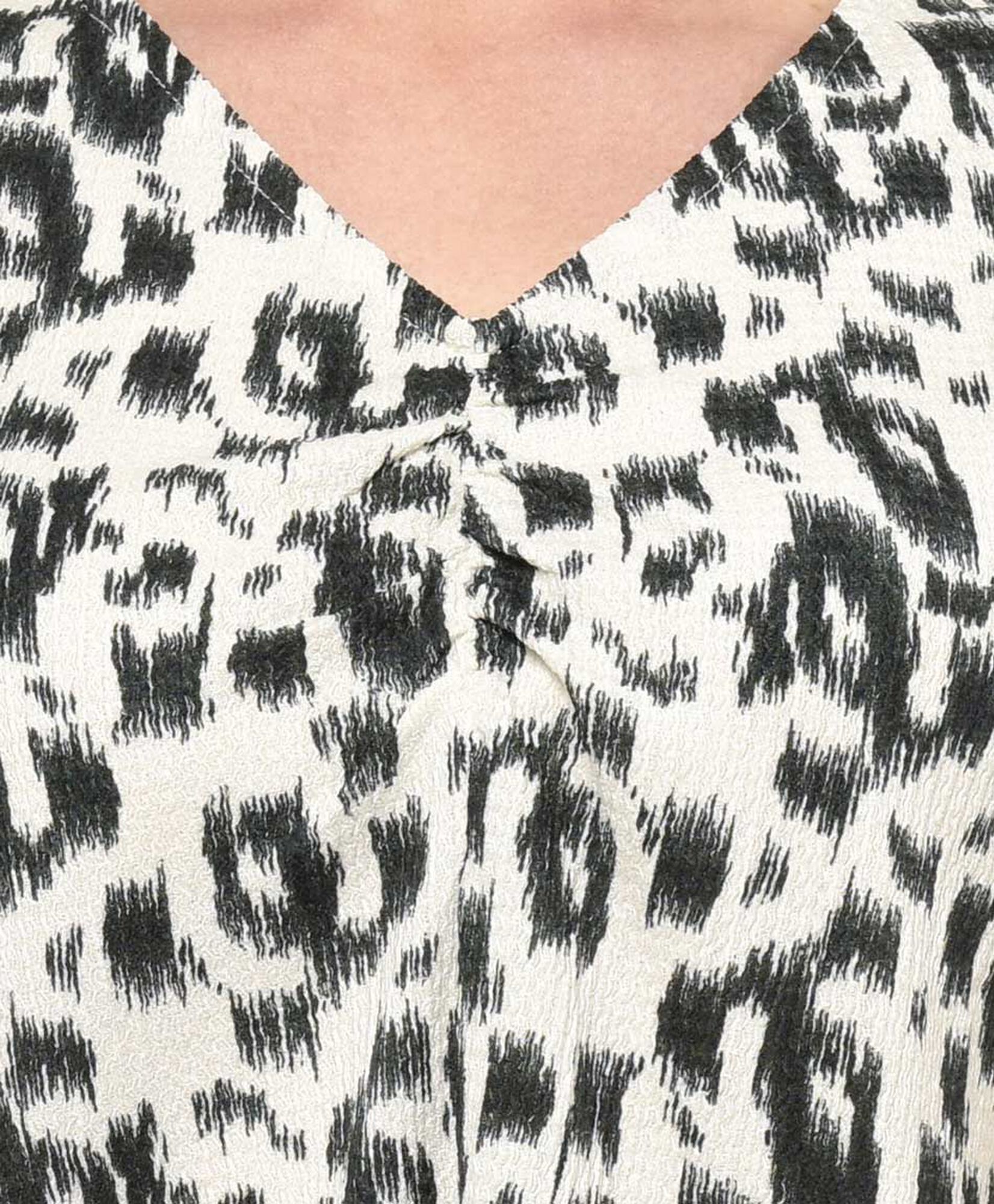 Polera mujer cuello pliegues Polera mujer cuello pliegues