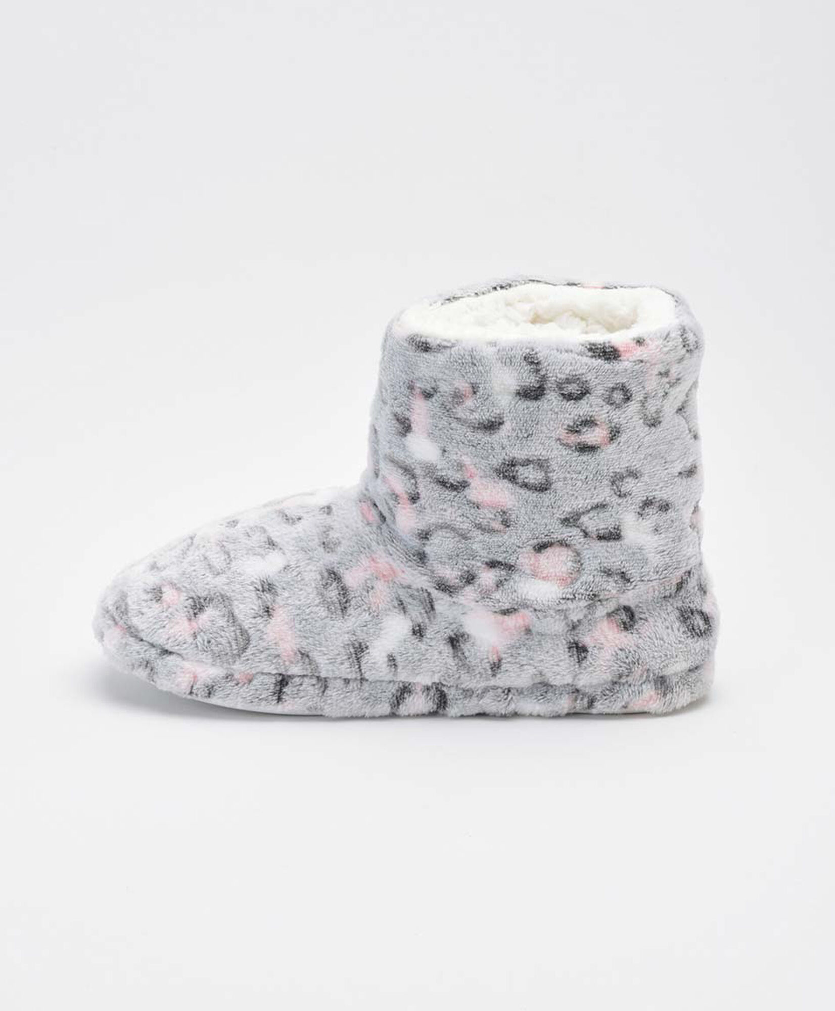 Pantuflas mujer botín animal print Pantuflas mujer botín animal print