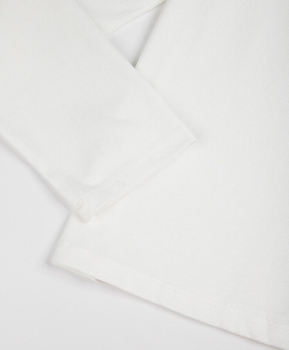 Polera mujer tachas hombro