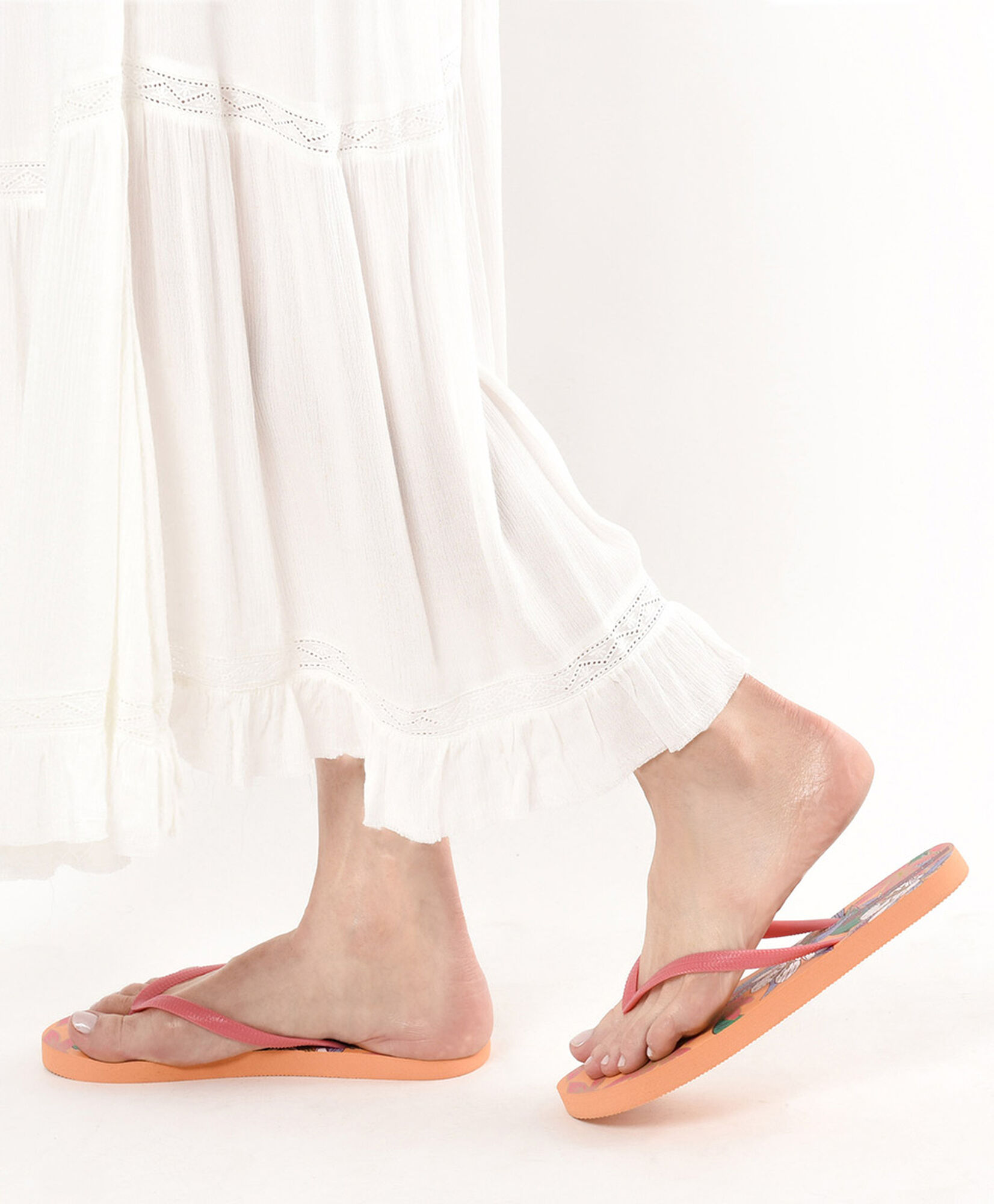 Hawaiana mujer floreada naranja Hawaiana mujer floreada naranja