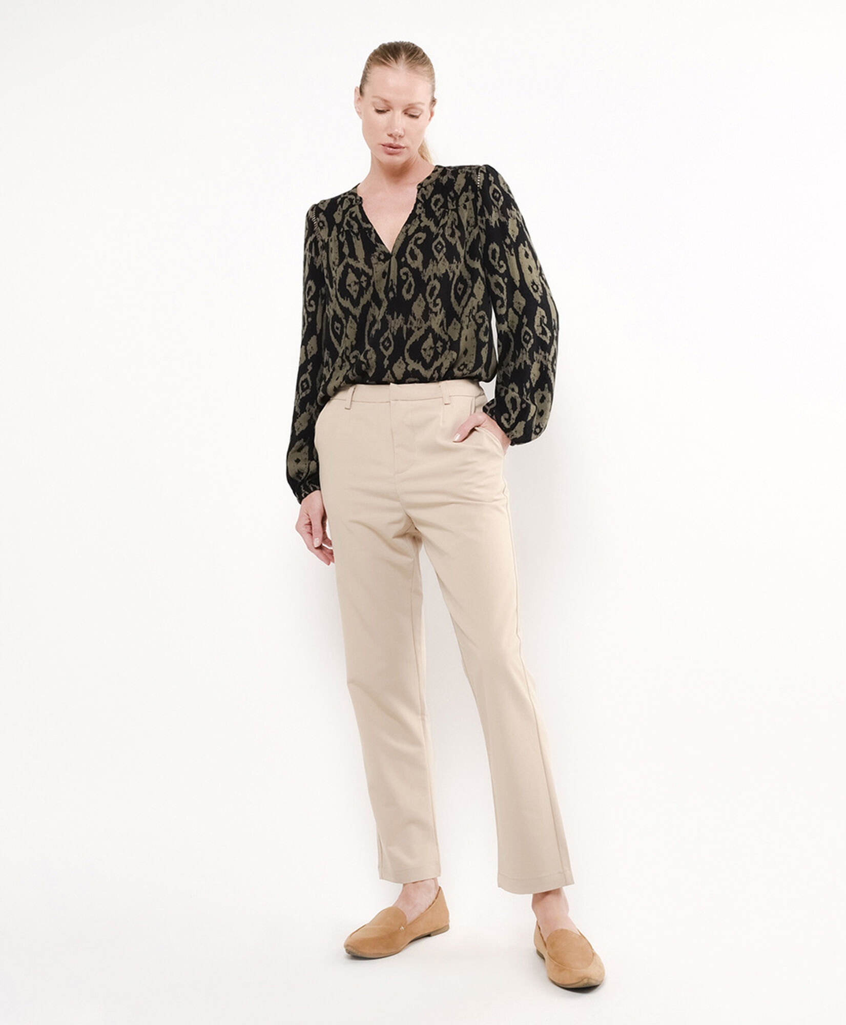 Pantalón mujer beige Pantalón mujer beige