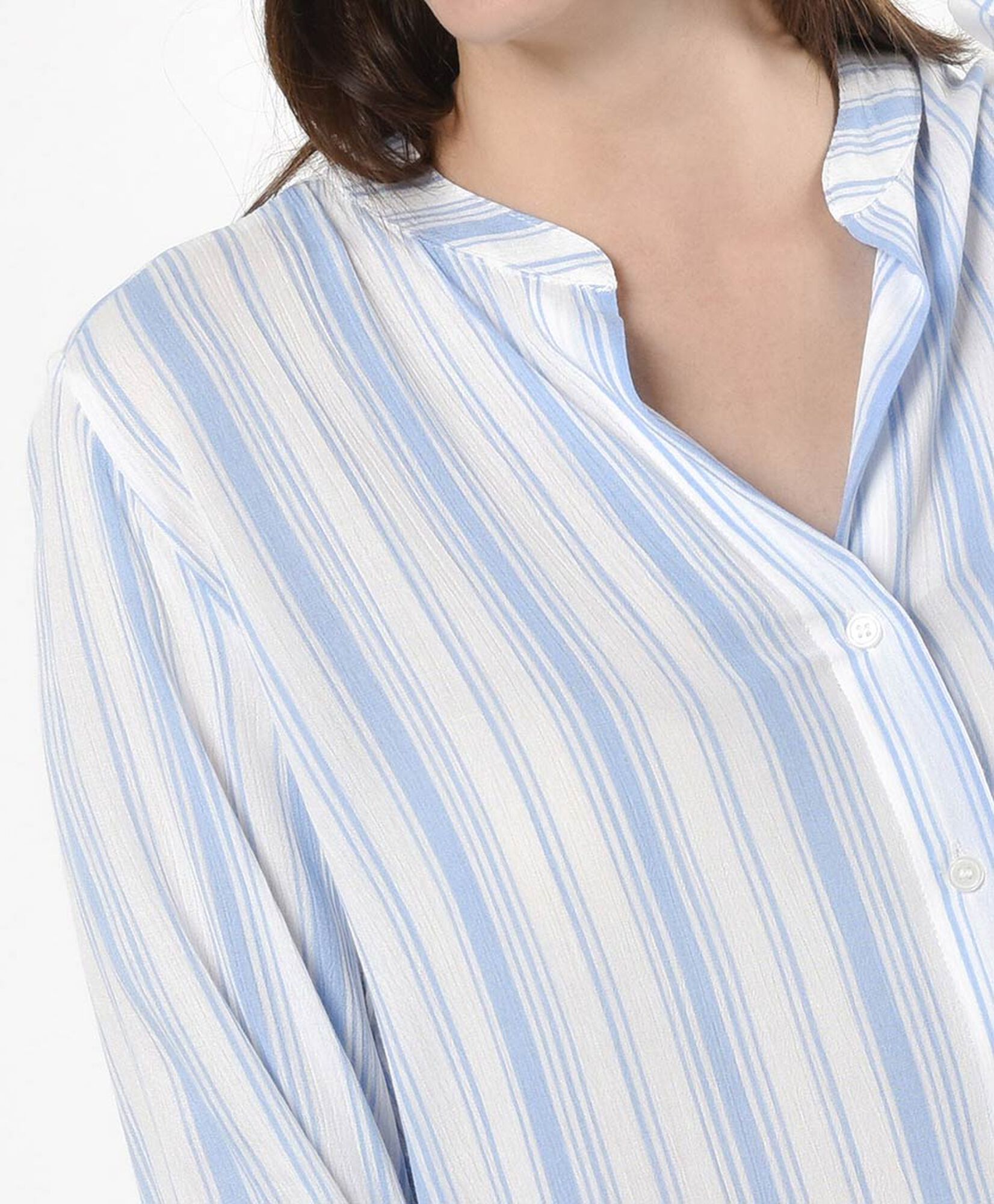 Blusa mujer líneas celeste Blusa mujer líneas celeste