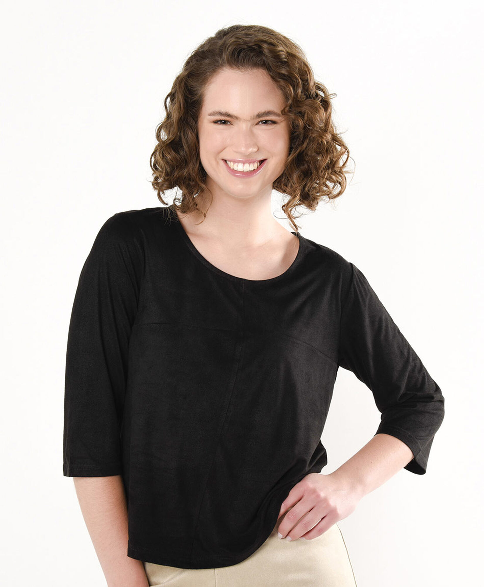 Polera mujer lisa gamuza negra Polera mujer lisa gamuza negra