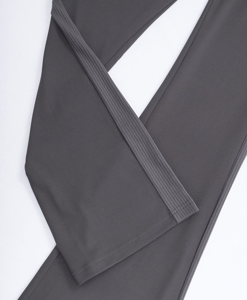 Calza deportiva mujer acampanado