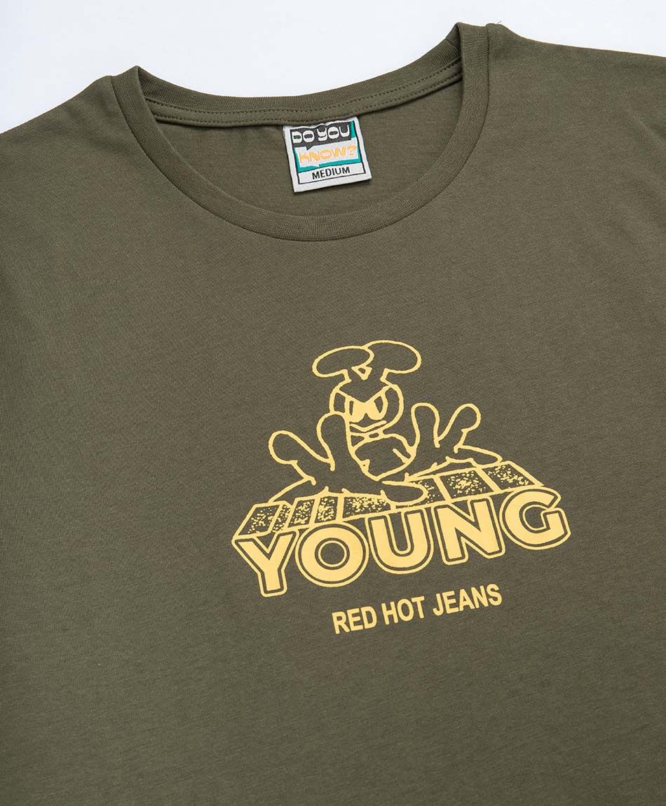 Polera hombre estampado young