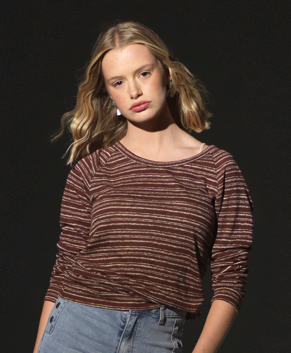 Polera mujer l&iacute;neas vintage