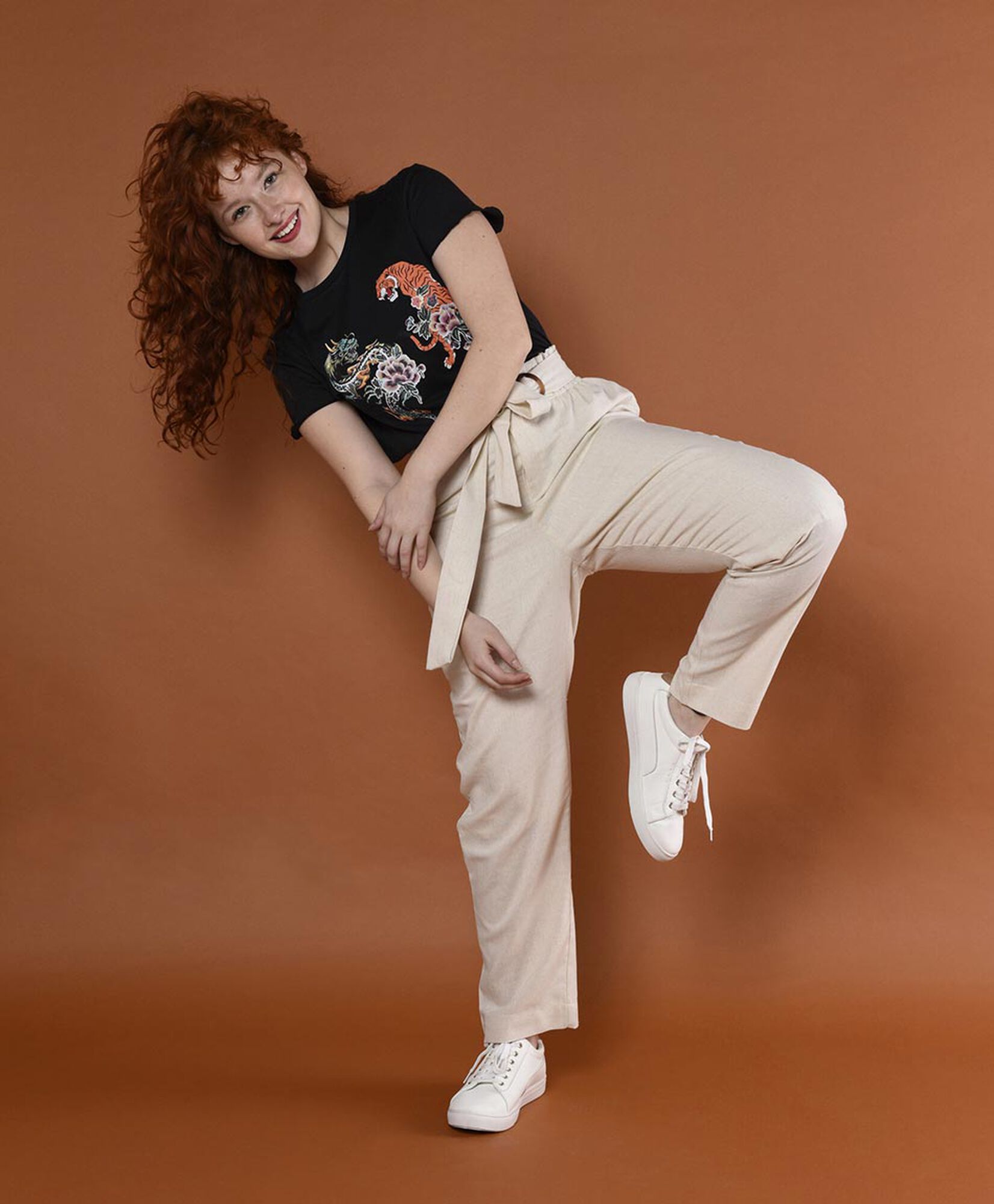 Pantalón tiro alto Pantalón tiro alto