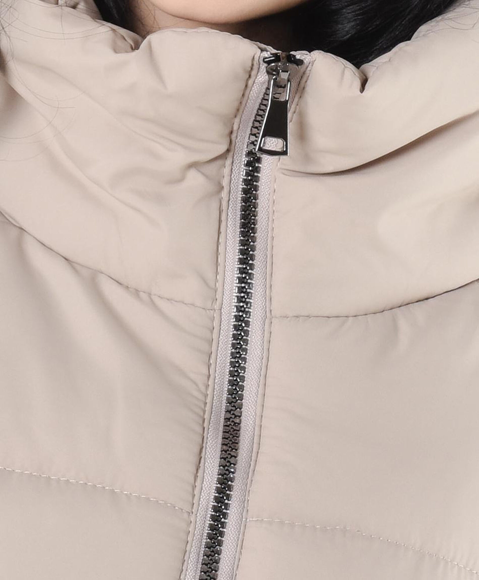 Parka mujer puffa beige Parka mujer puffa beige