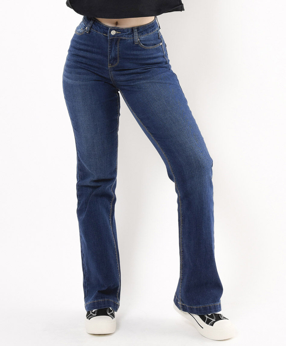 Jeans mujer cl&aacute;sicos flare