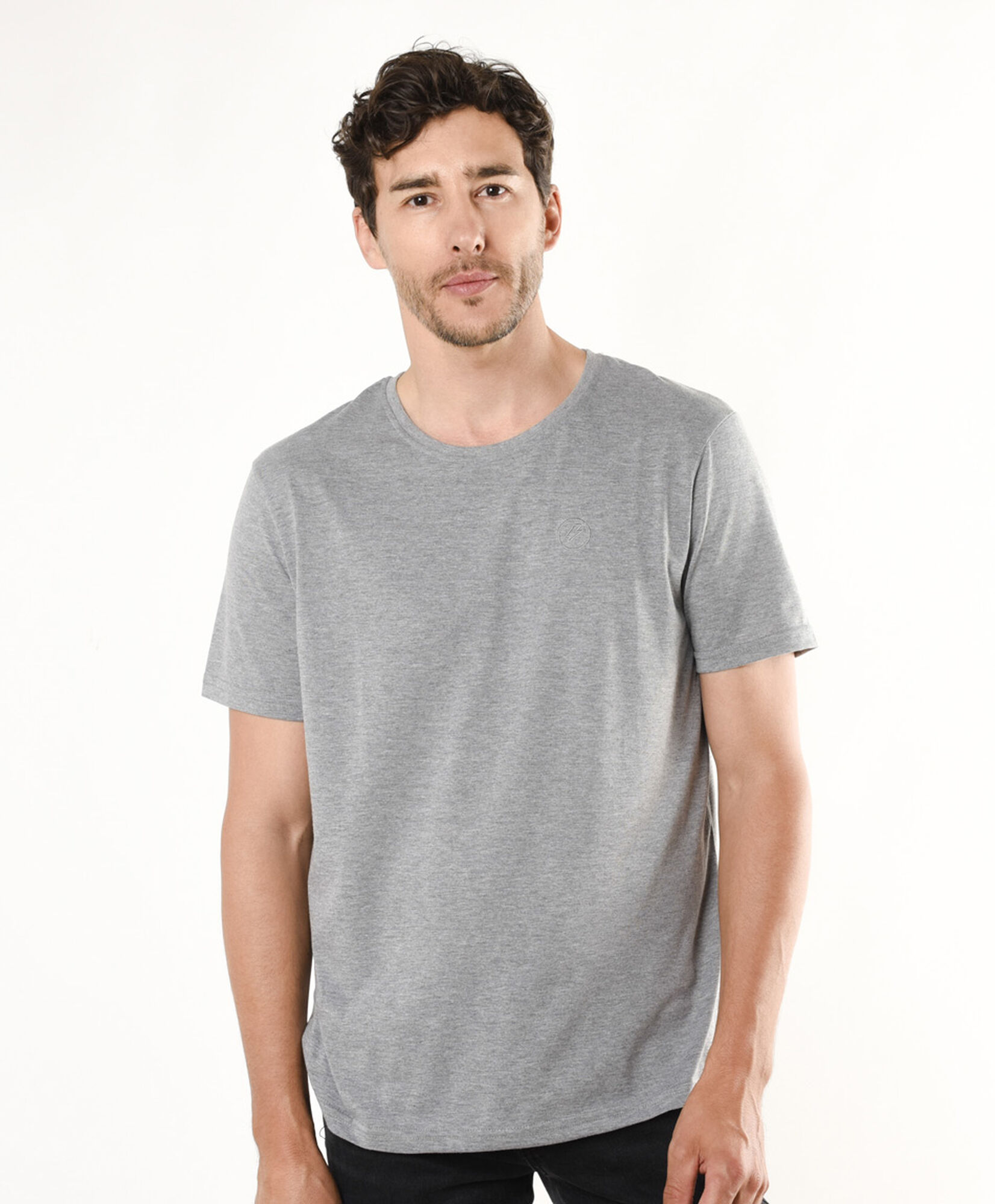 Polera hombre básica lisa Polera hombre básica lisa