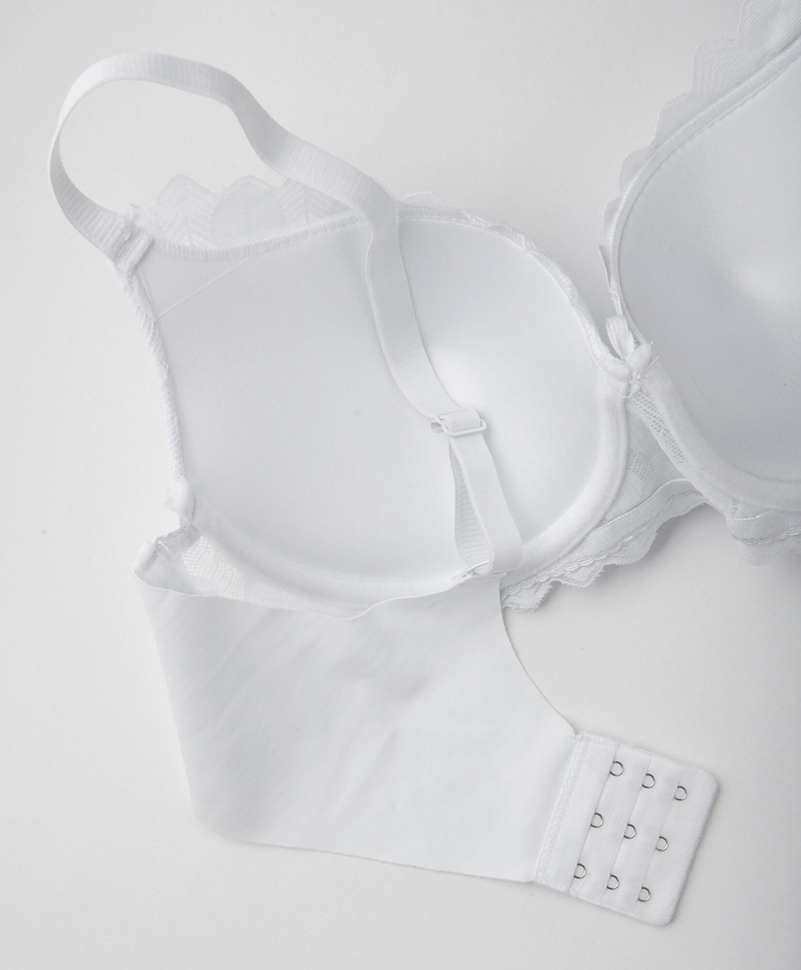 Sostén mujer encajes costado seamless Sostén mujer encajes costado seamless