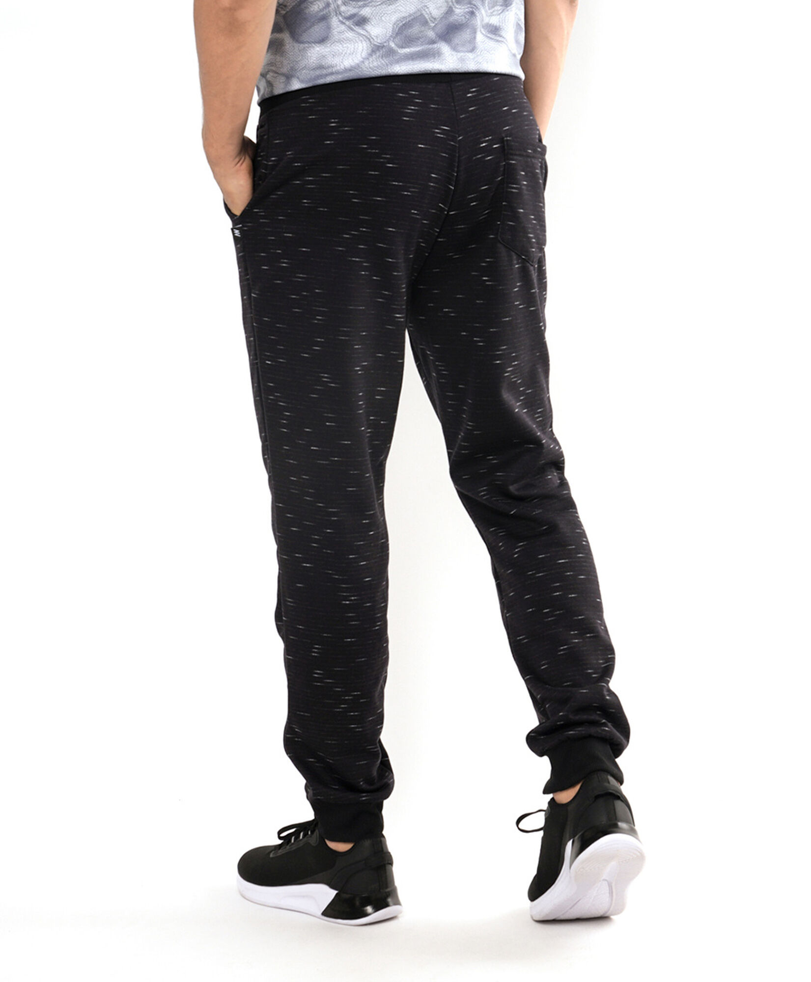 Pantalón deportivo hombre mini líneas Pantalón deportivo hombre mini líneas